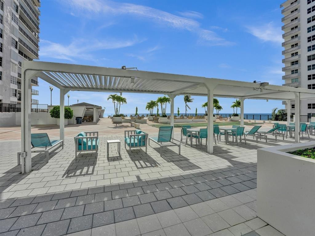 Plaza South - Residential Lease