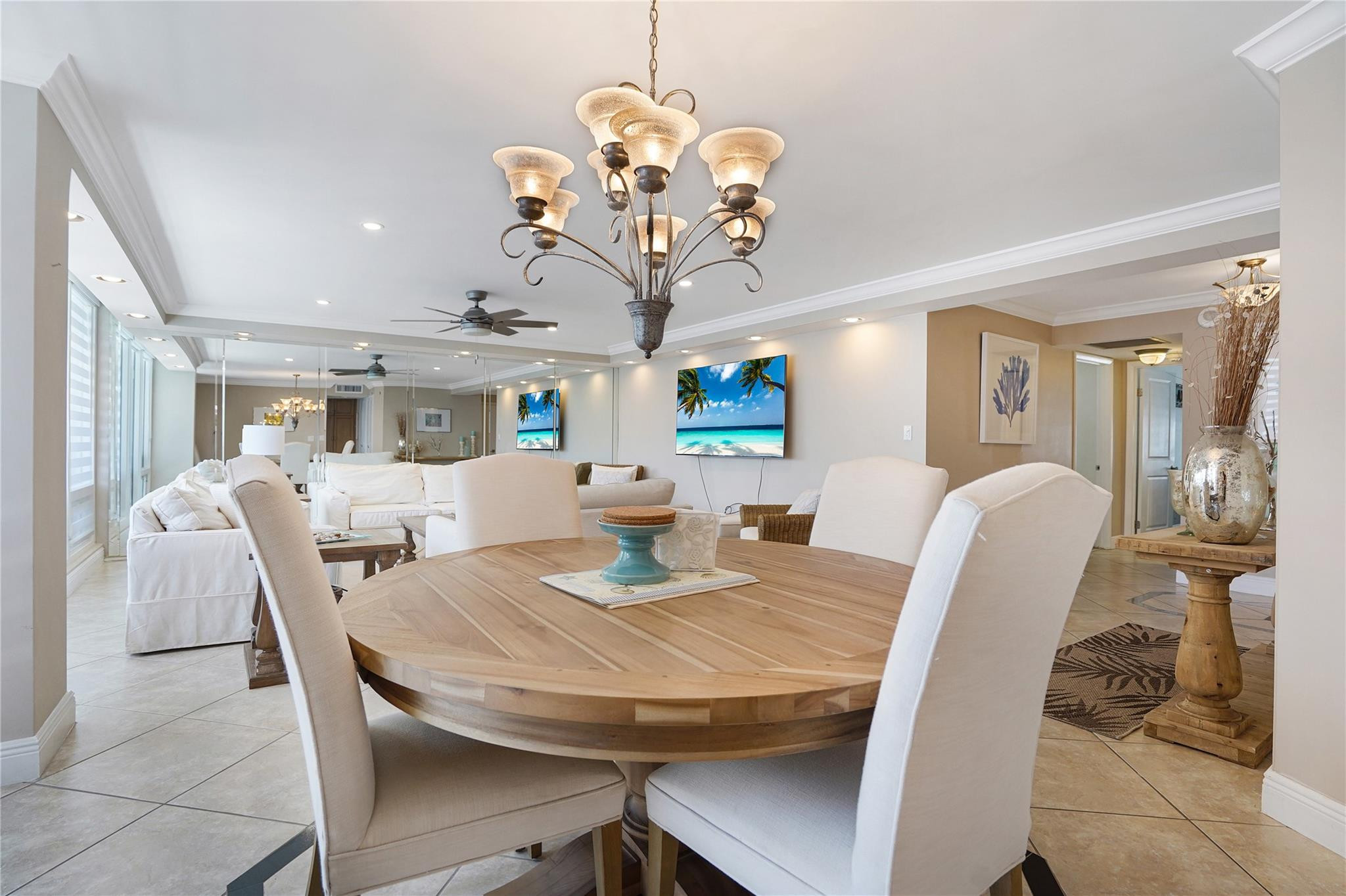 Plaza South - Residential Lease