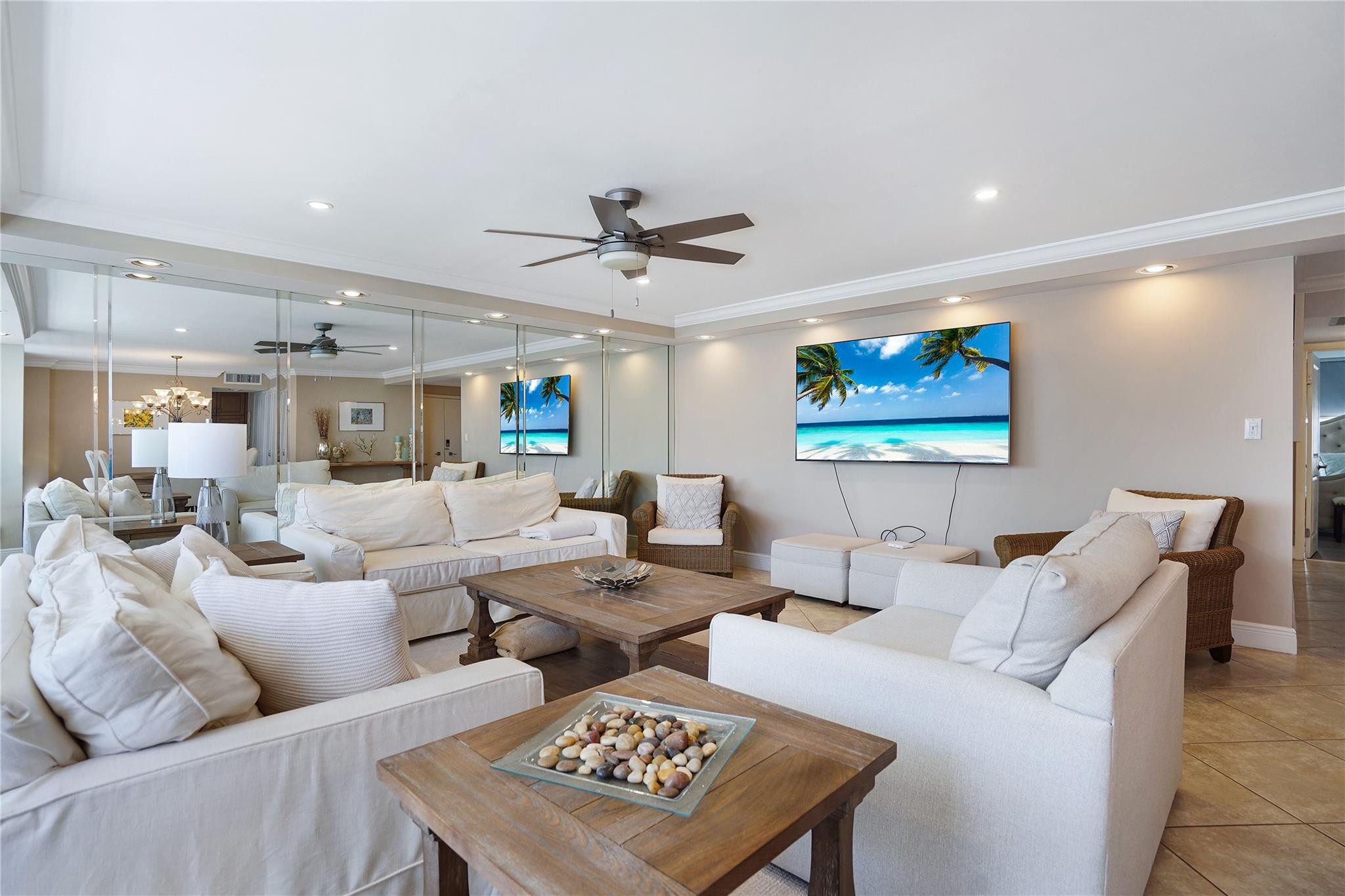 Plaza South - Residential Lease