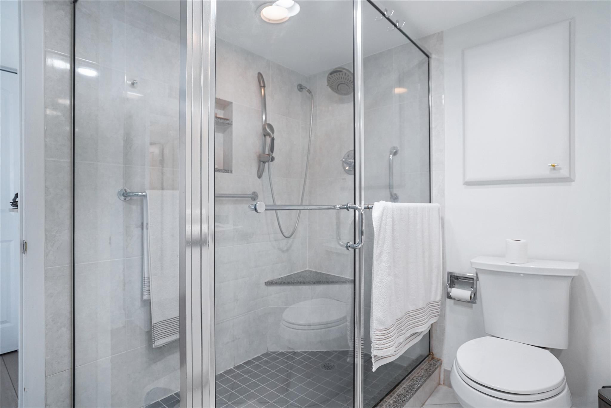 Plaza South - Residential Lease