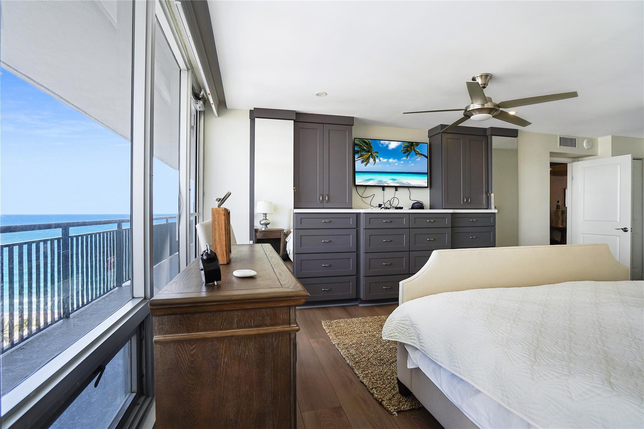Plaza South - Residential Lease