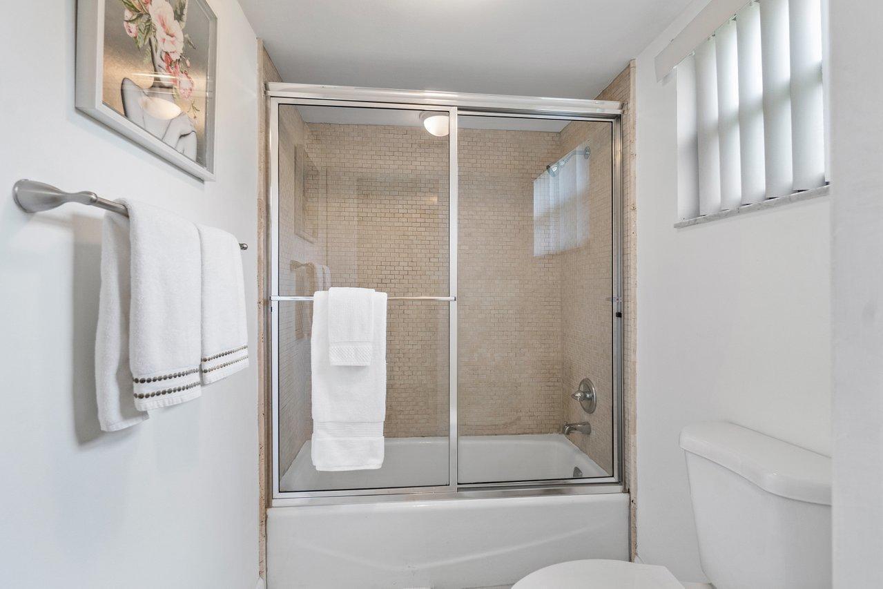 TENNIS LODGES 1 CONDO - Residential Lease