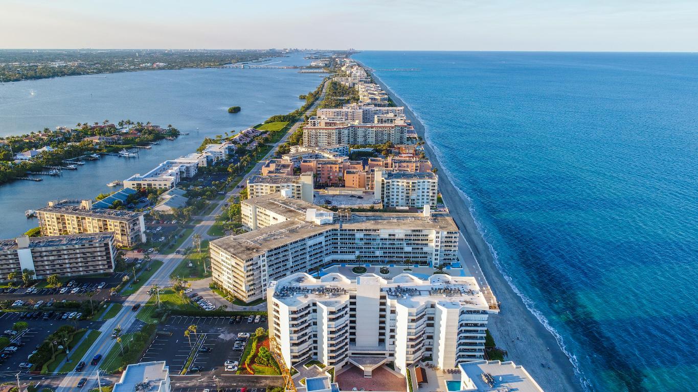 THIRTY FIVE SIXTY CONDO, Concordia East - Residential