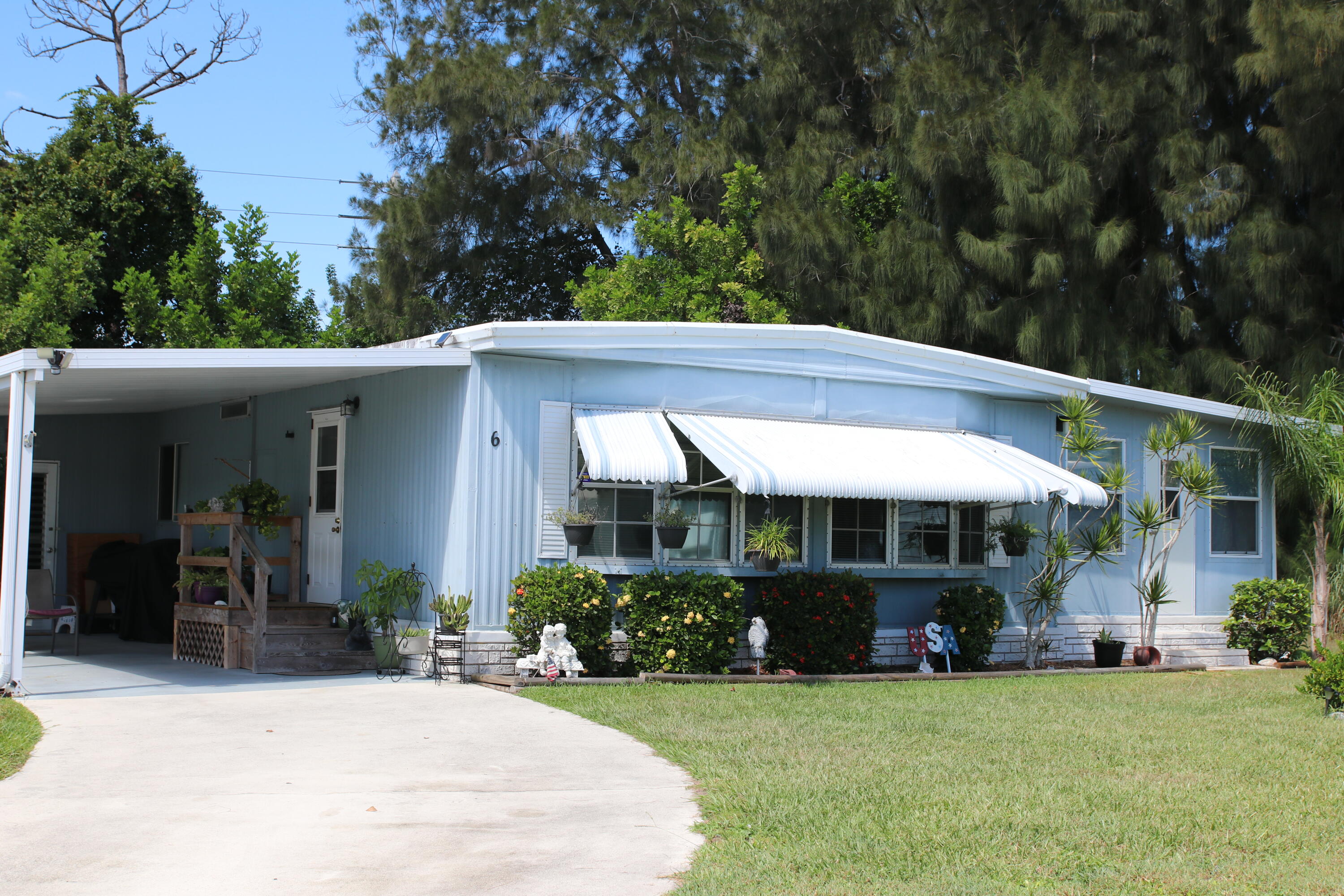 Spanish Lakes Golf Village - Residential
