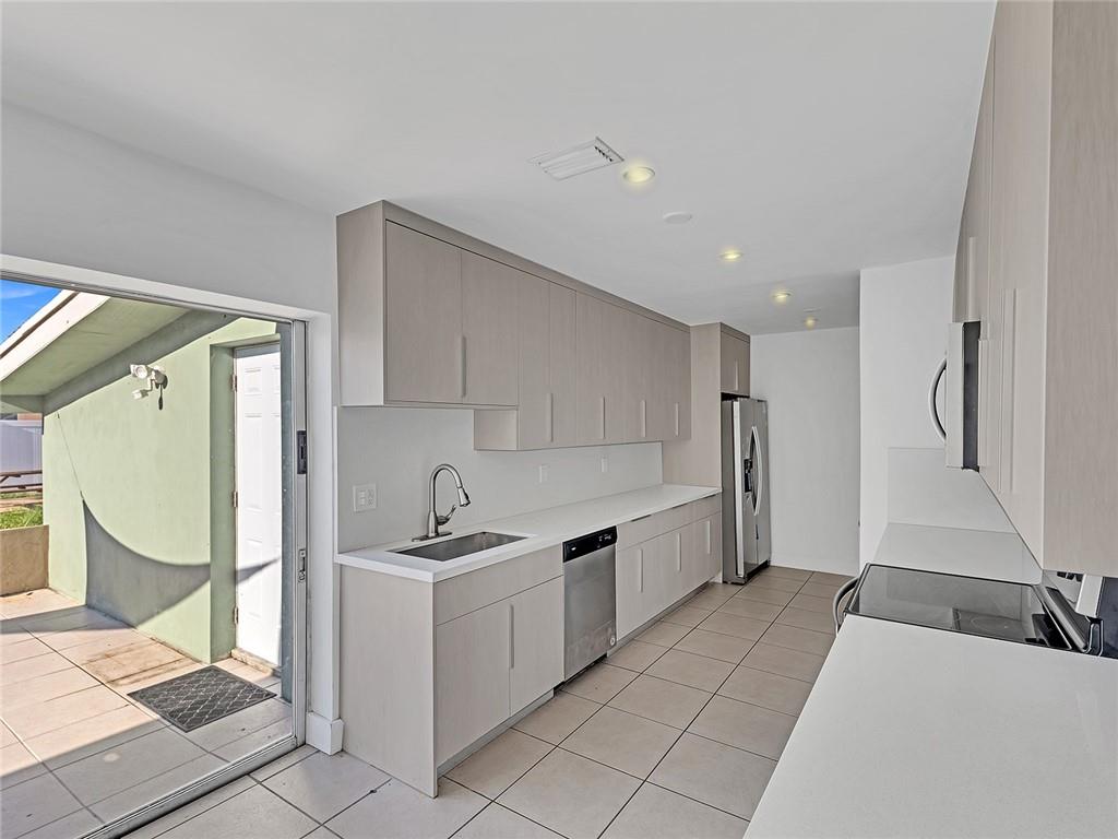 Coral Ridge Isles 45-47 B - Residential