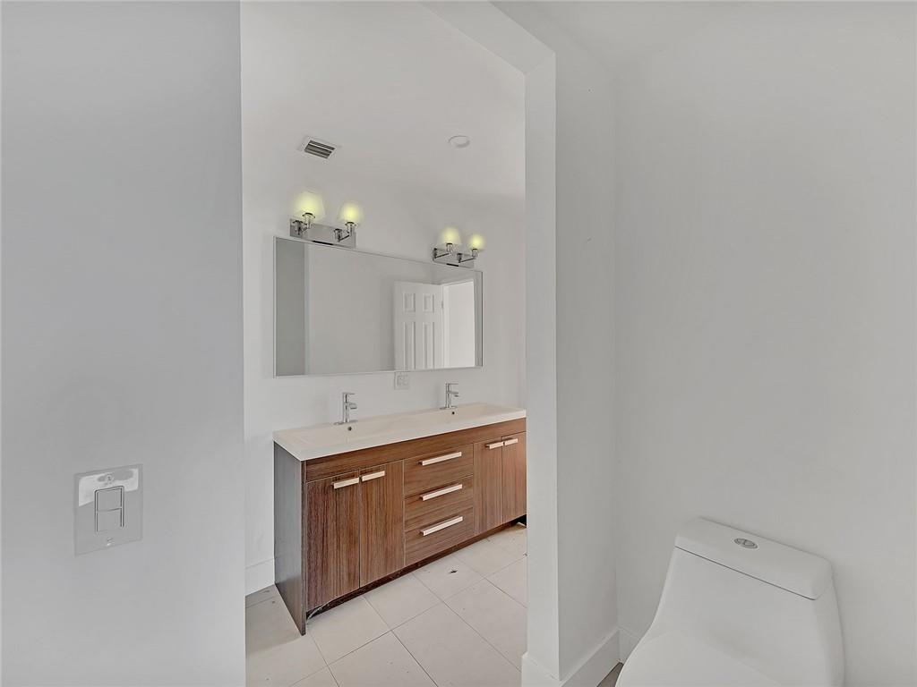 Coral Ridge Isles 45-47 B - Residential
