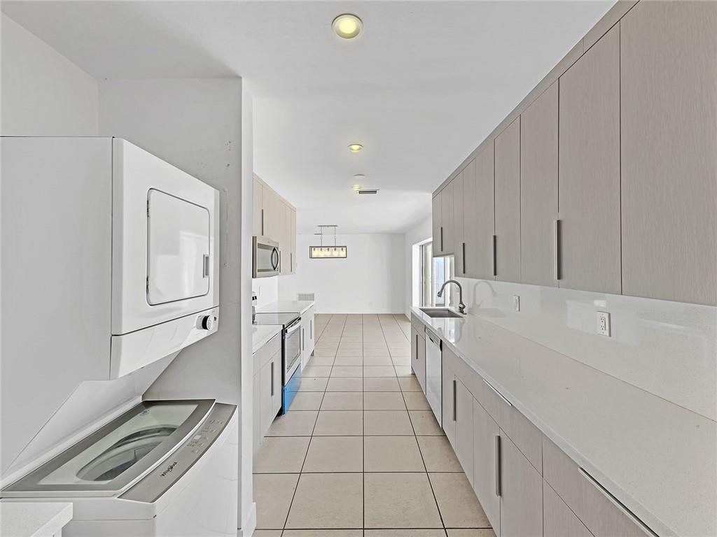 Coral Ridge Isles 45-47 B - Residential