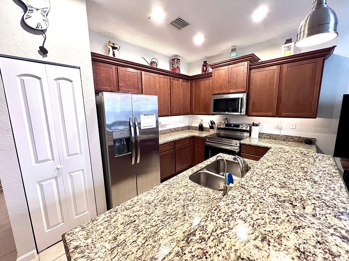 CYPRESS GROVE - Residential