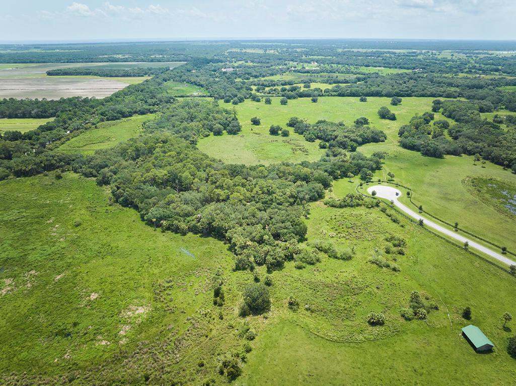 MARTIN COUNTY RANCH COMMUNITY - Land