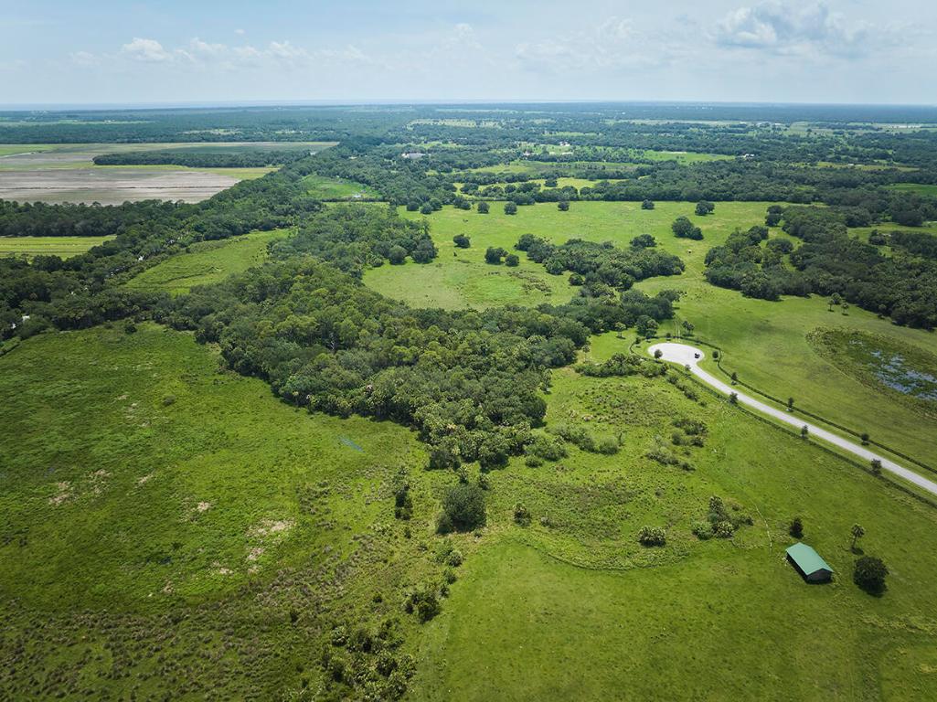 MARTIN COUNTY RANCH COMMUNITY - Land
