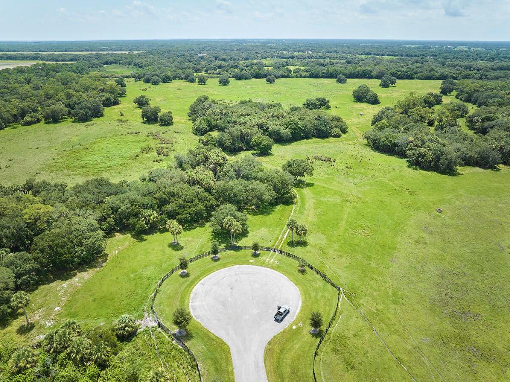 MARTIN COUNTY RANCH COMMUNITY - Land
