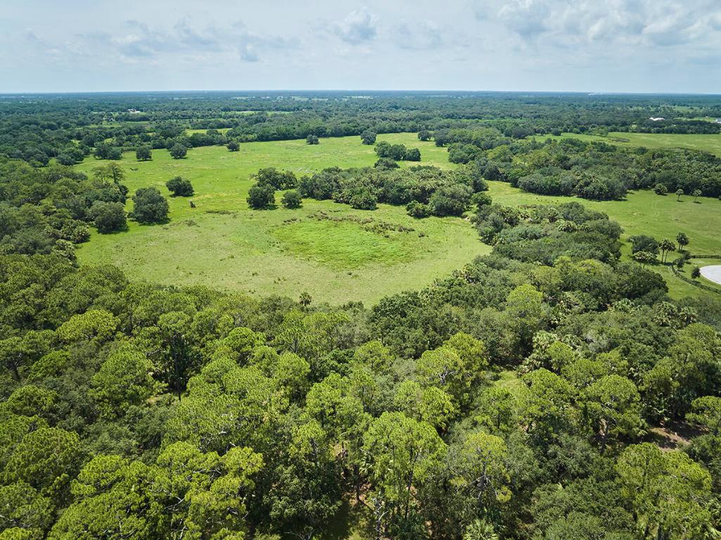 MARTIN COUNTY RANCH COMMUNITY - Land