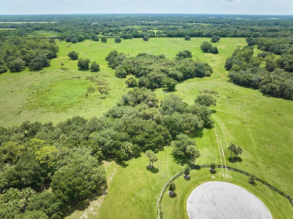 MARTIN COUNTY RANCH COMMUNITY - Land