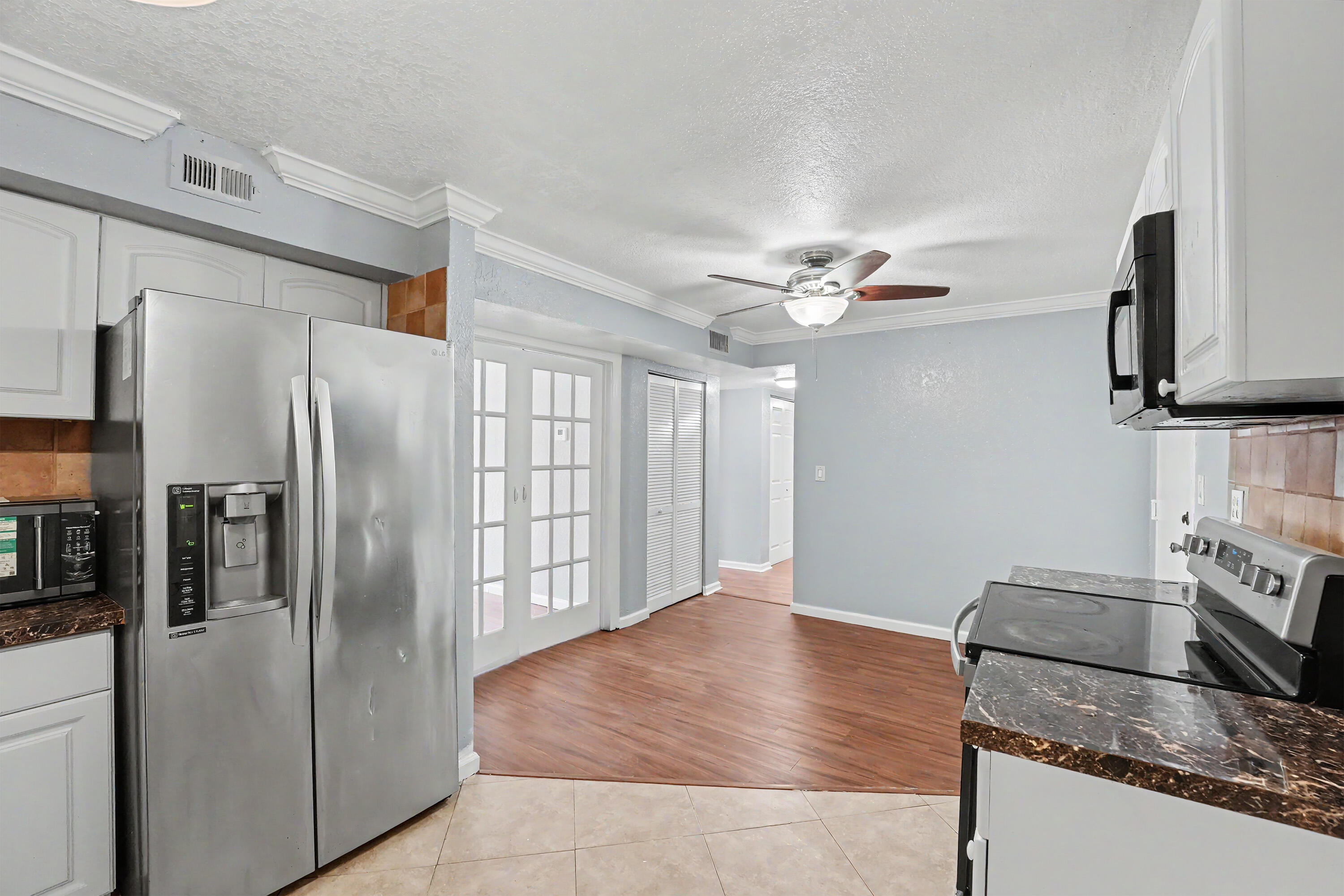 TOWN SQUARE CONDO - Residential