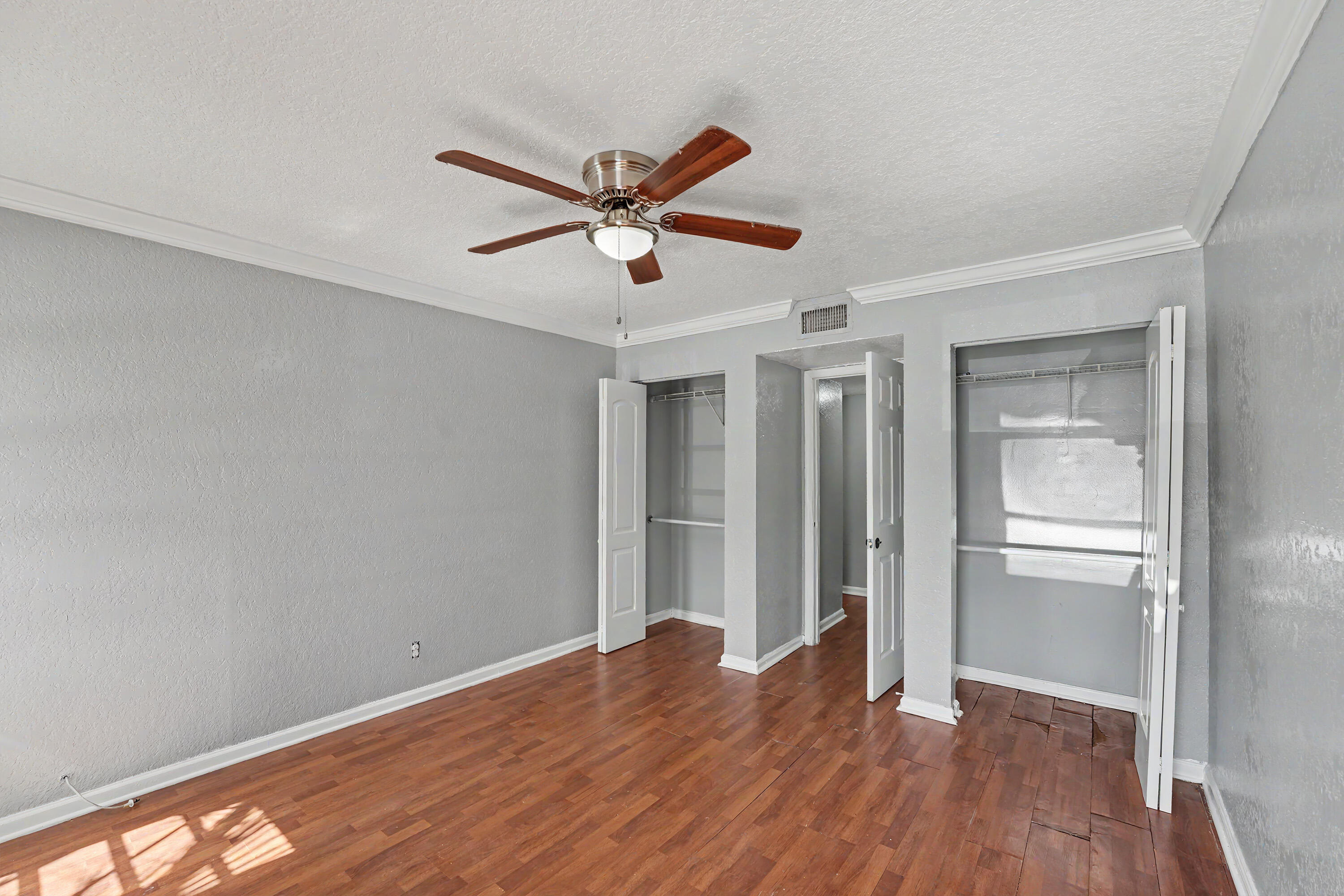TOWN SQUARE CONDO - Residential