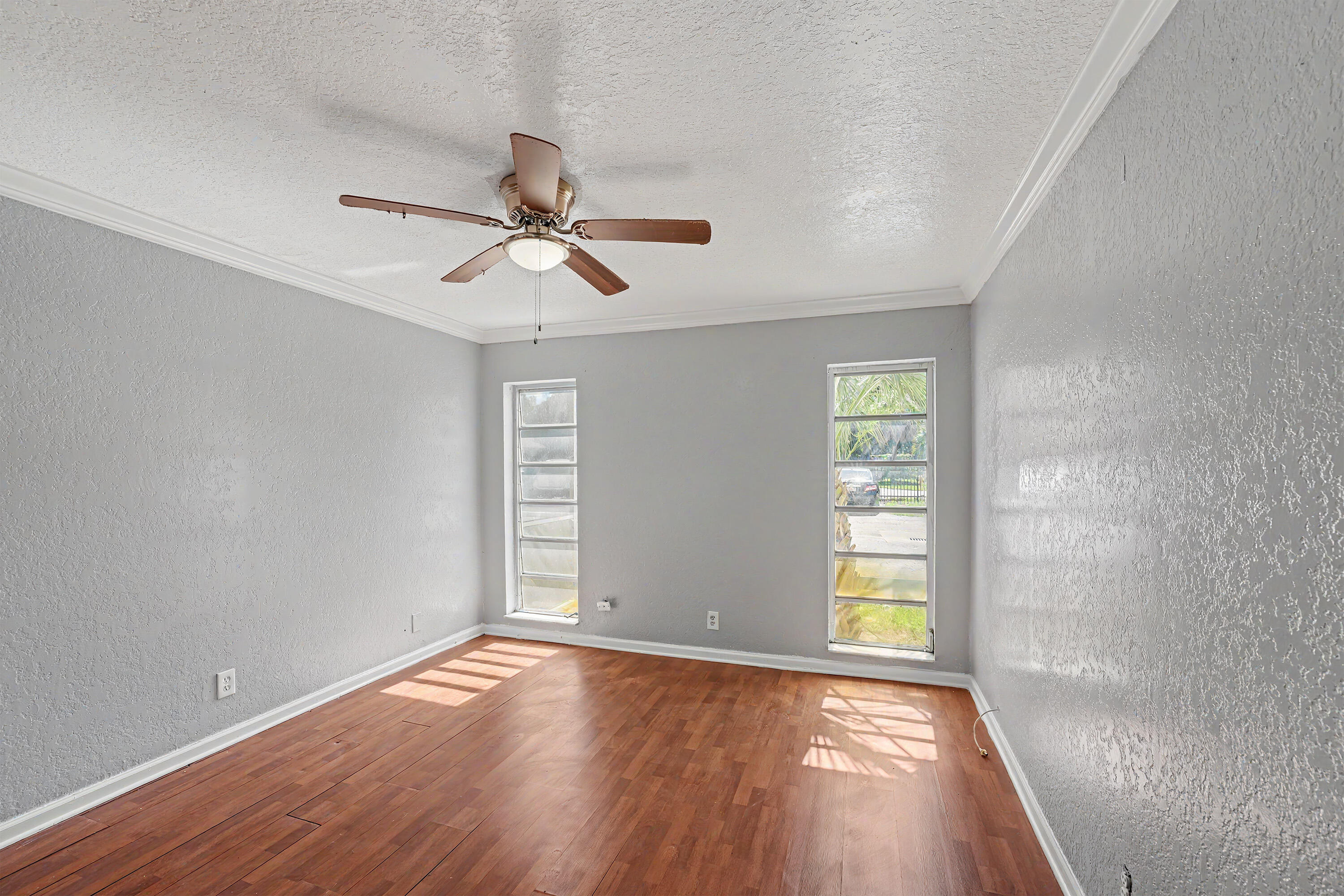 TOWN SQUARE CONDO - Residential