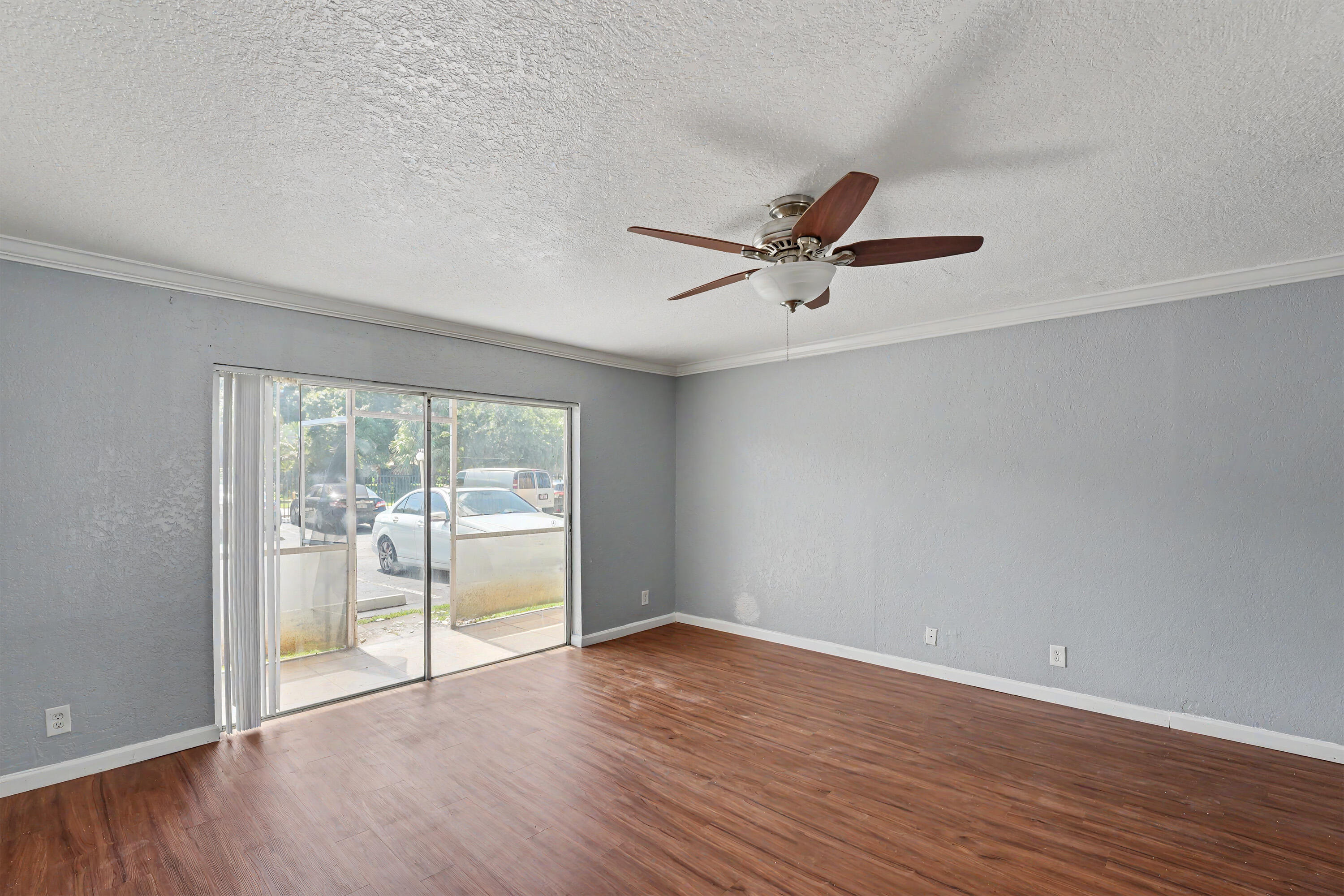 TOWN SQUARE CONDO - Residential