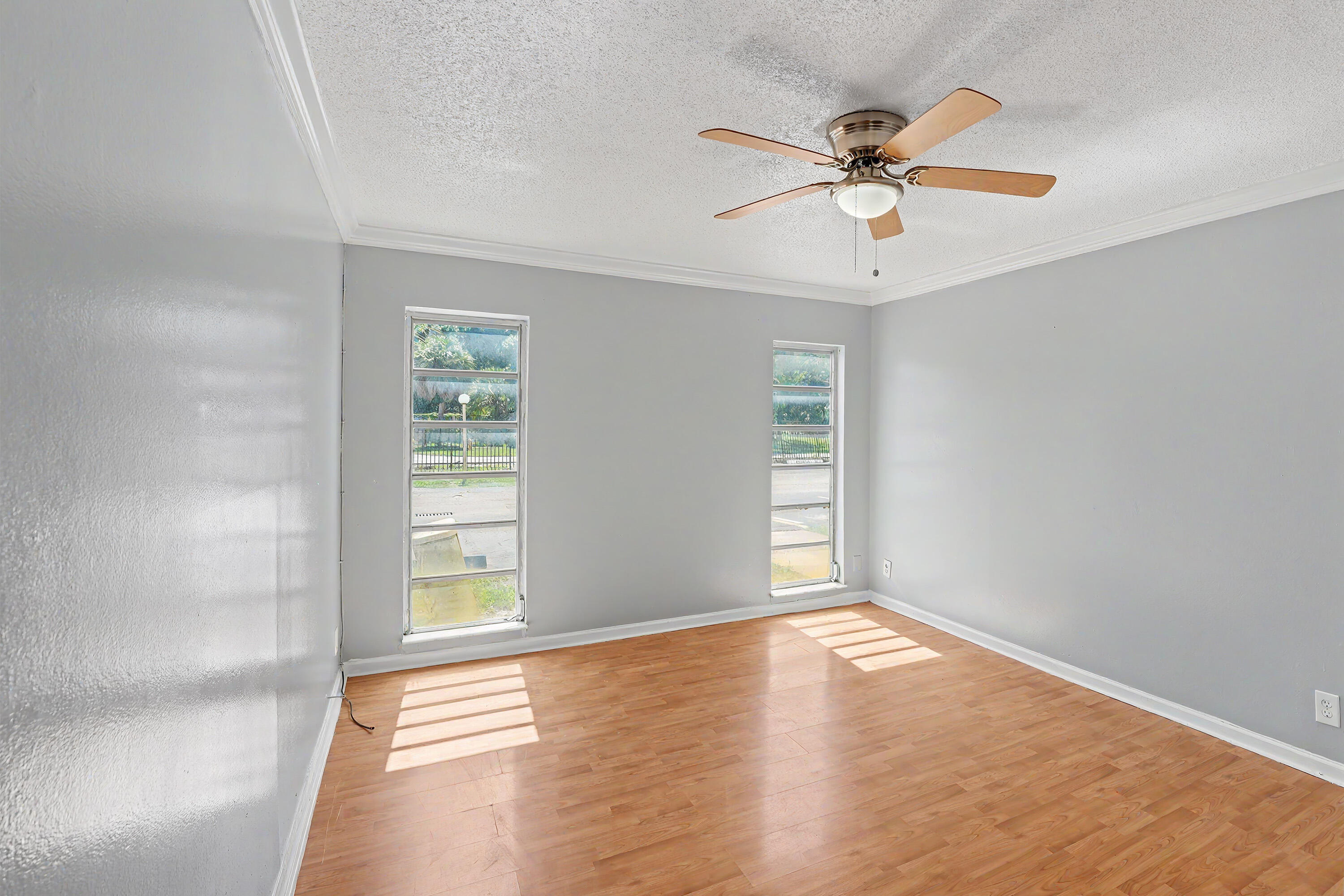TOWN SQUARE CONDO - Residential