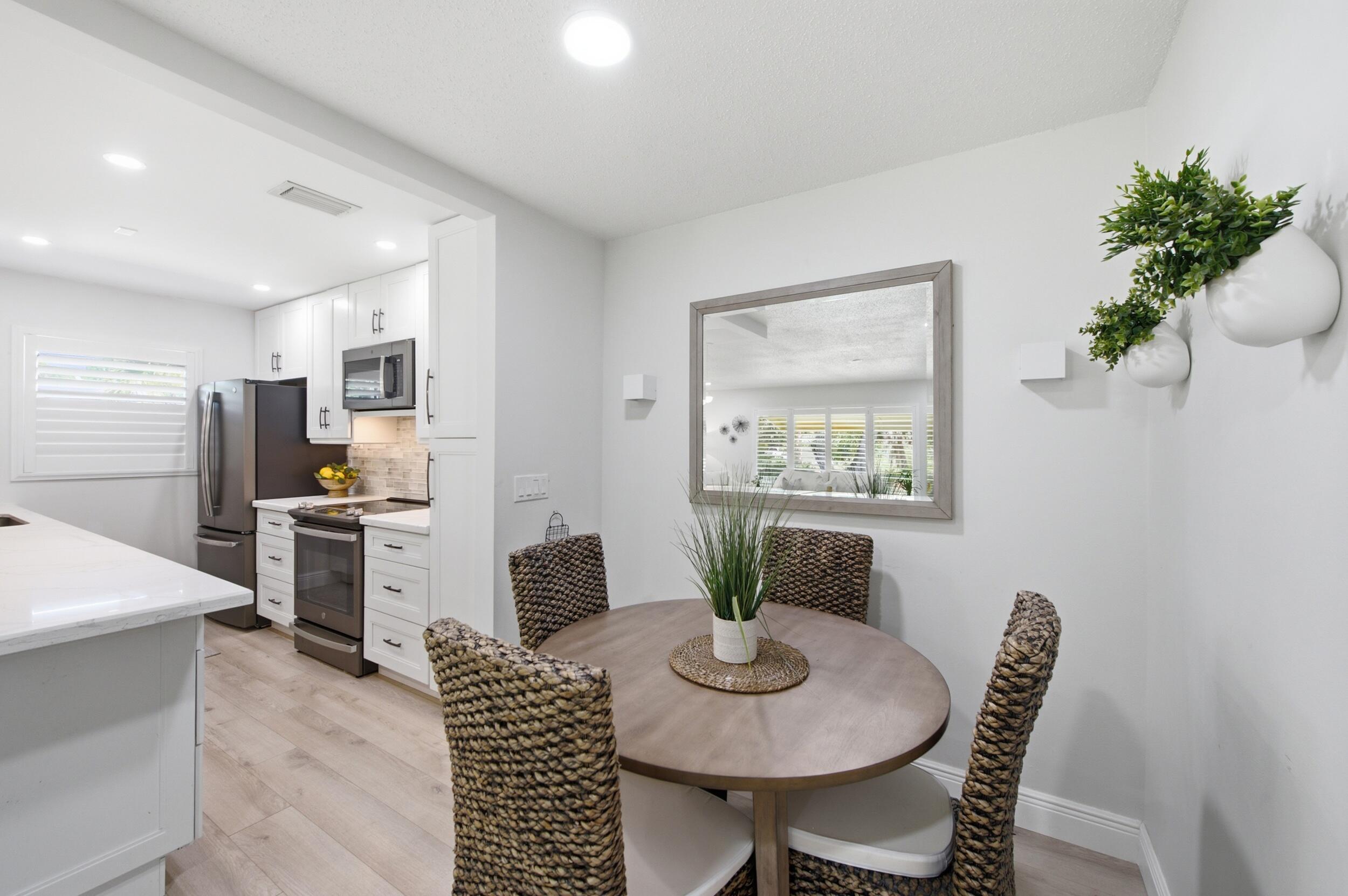 HIGH POINT OF DELRAY SEC 4 - Residential