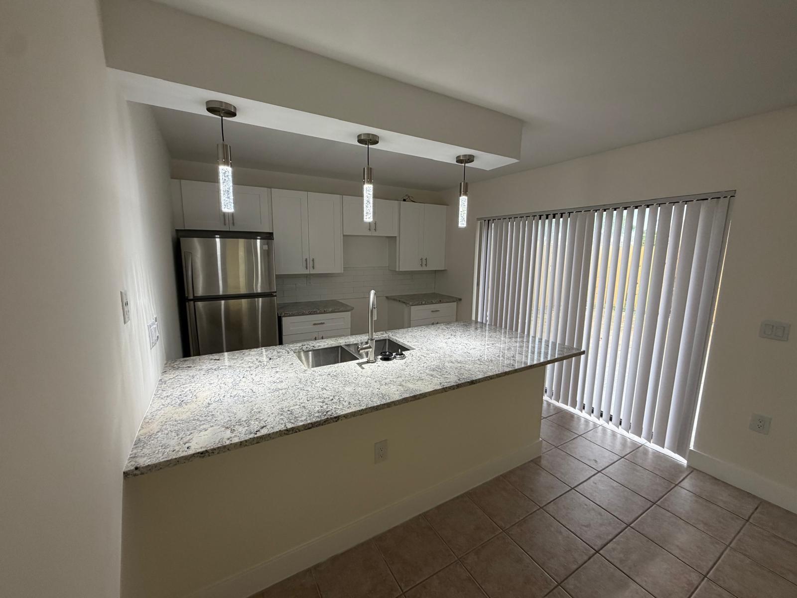 WATERSIDE LUXURY TOWNHOMES CONDO - Residential Lease