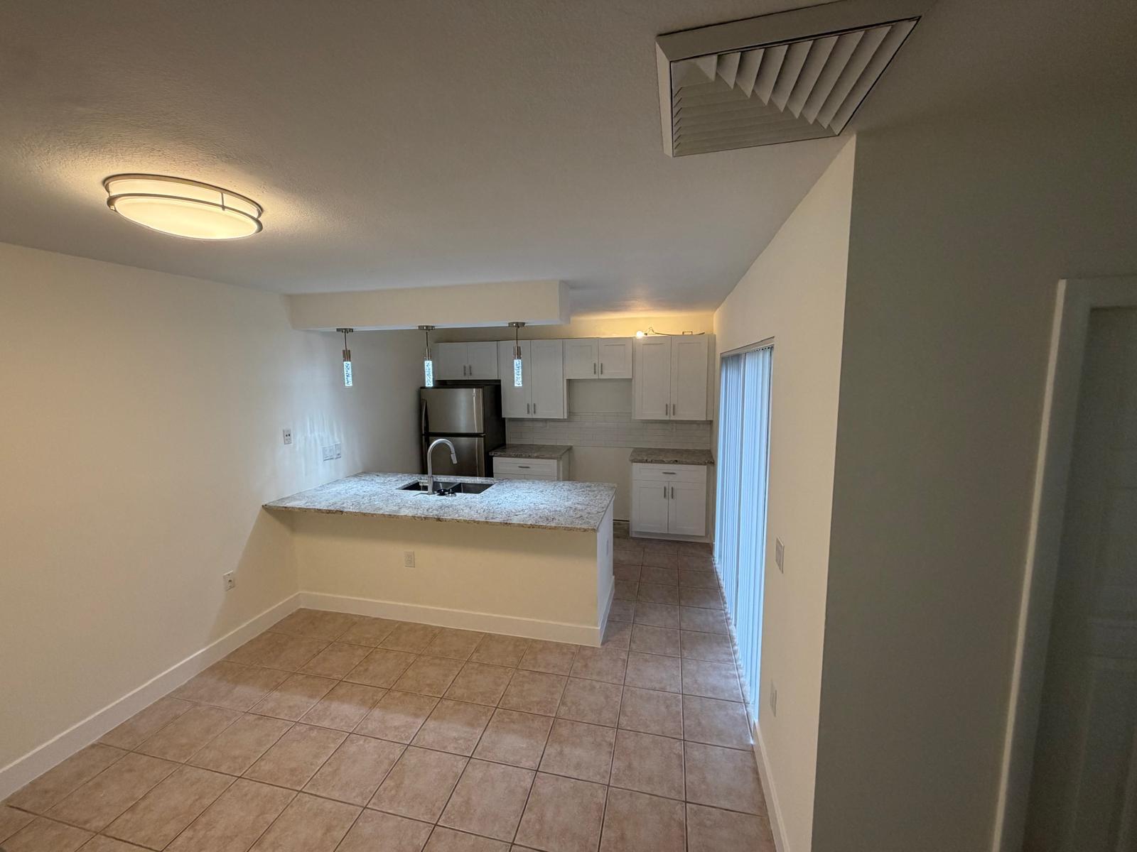 WATERSIDE LUXURY TOWNHOMES CONDO - Residential Lease