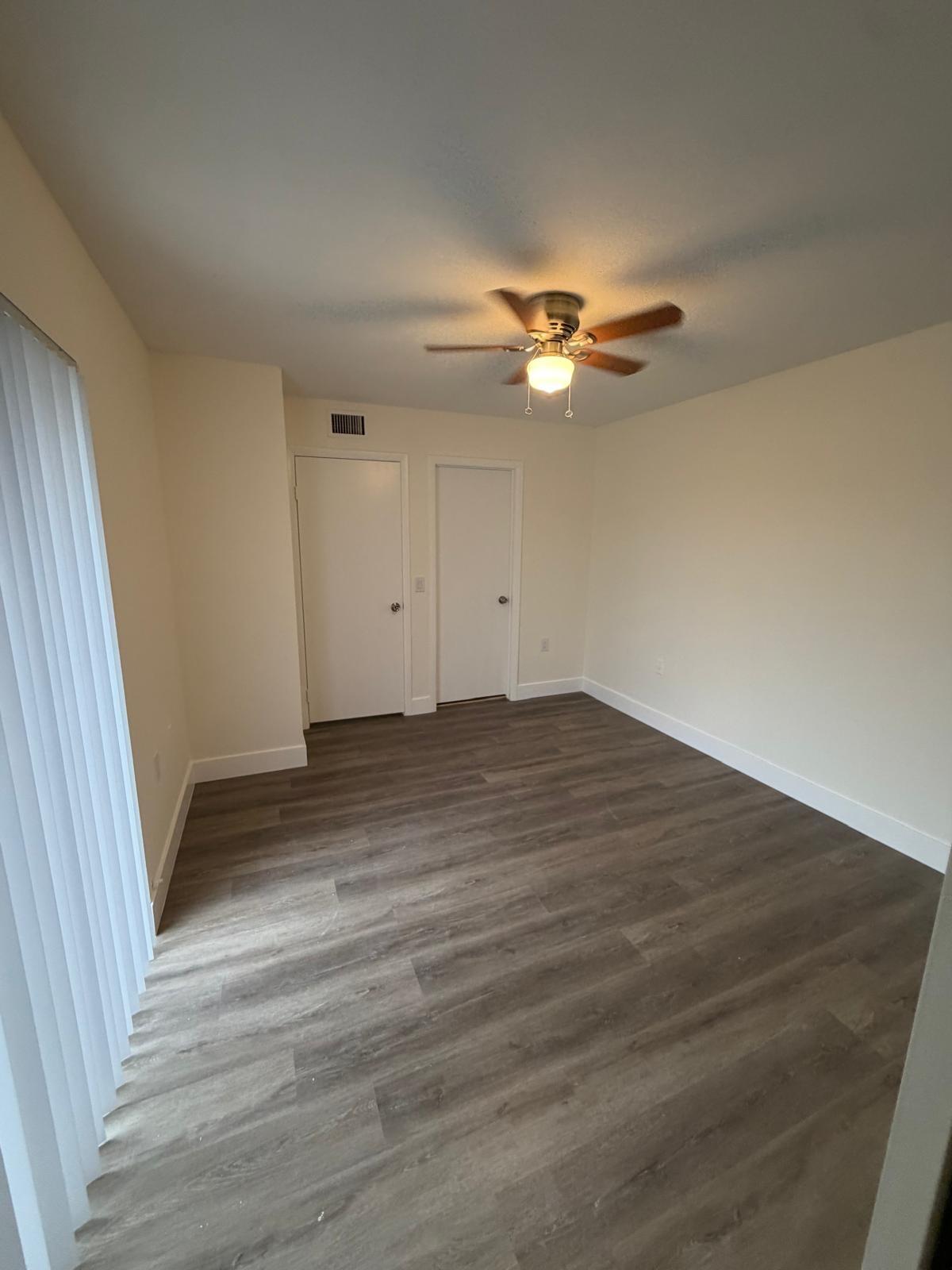 WATERSIDE LUXURY TOWNHOMES CONDO - Residential Lease