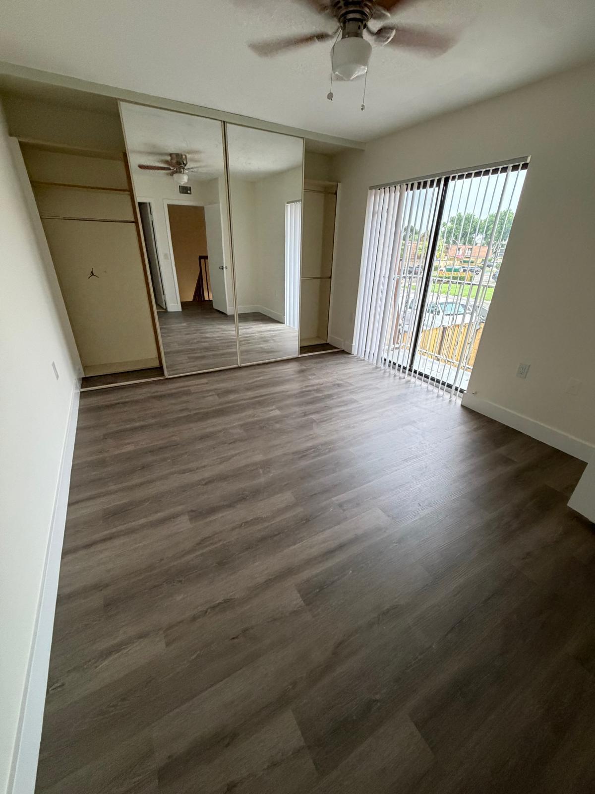 WATERSIDE LUXURY TOWNHOMES CONDO - Residential Lease