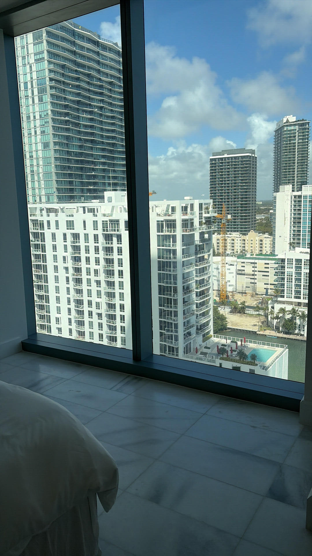 700 Edgewater - Residential