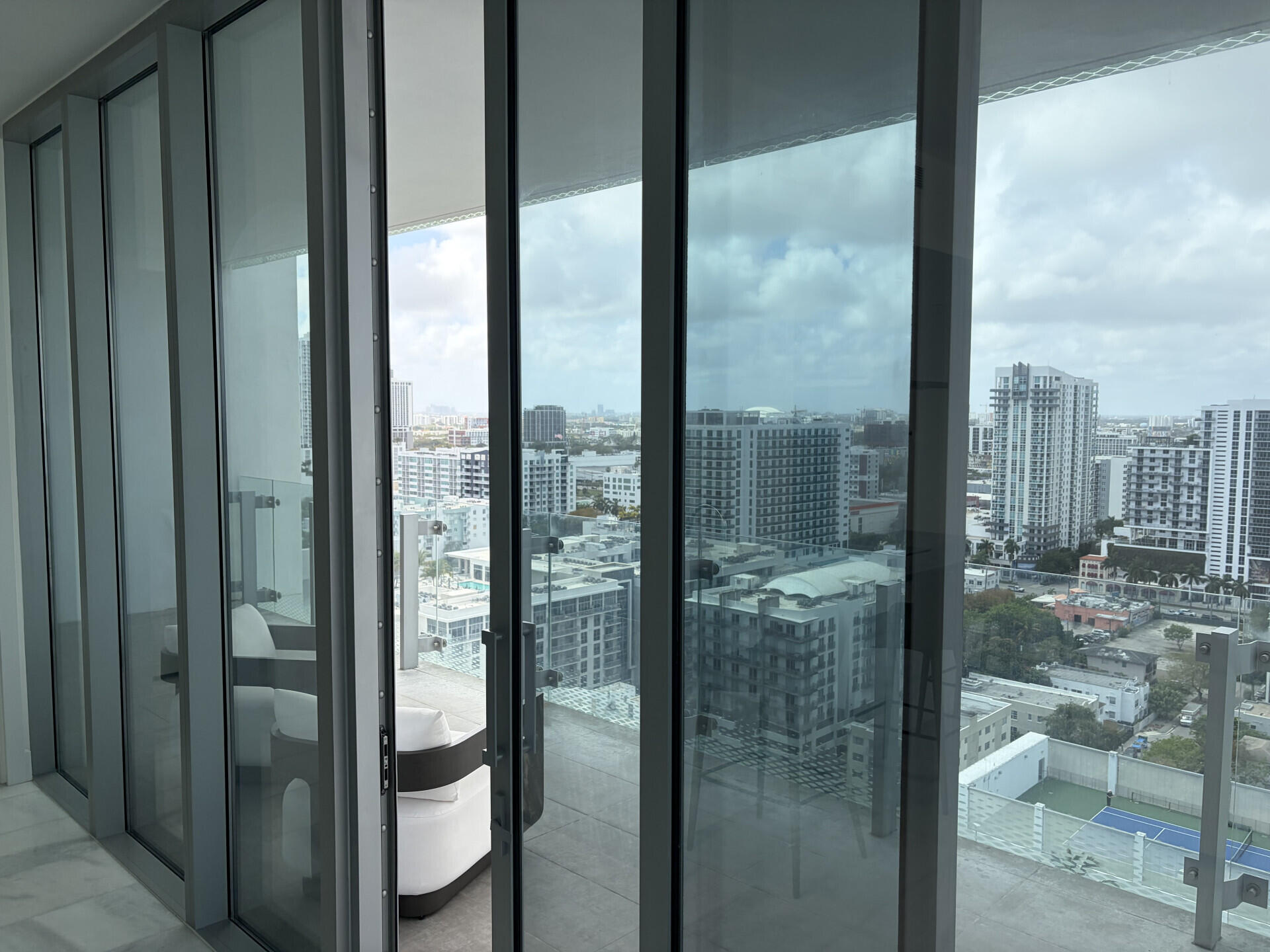 700 Edgewater - Residential