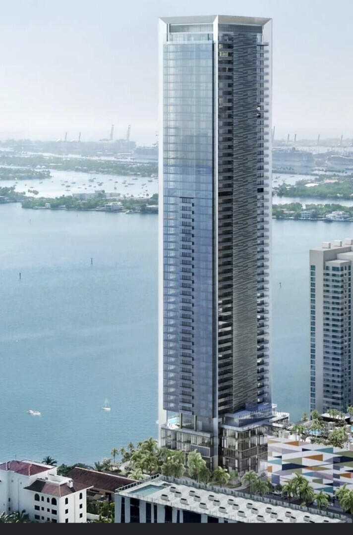700 Edgewater - Residential