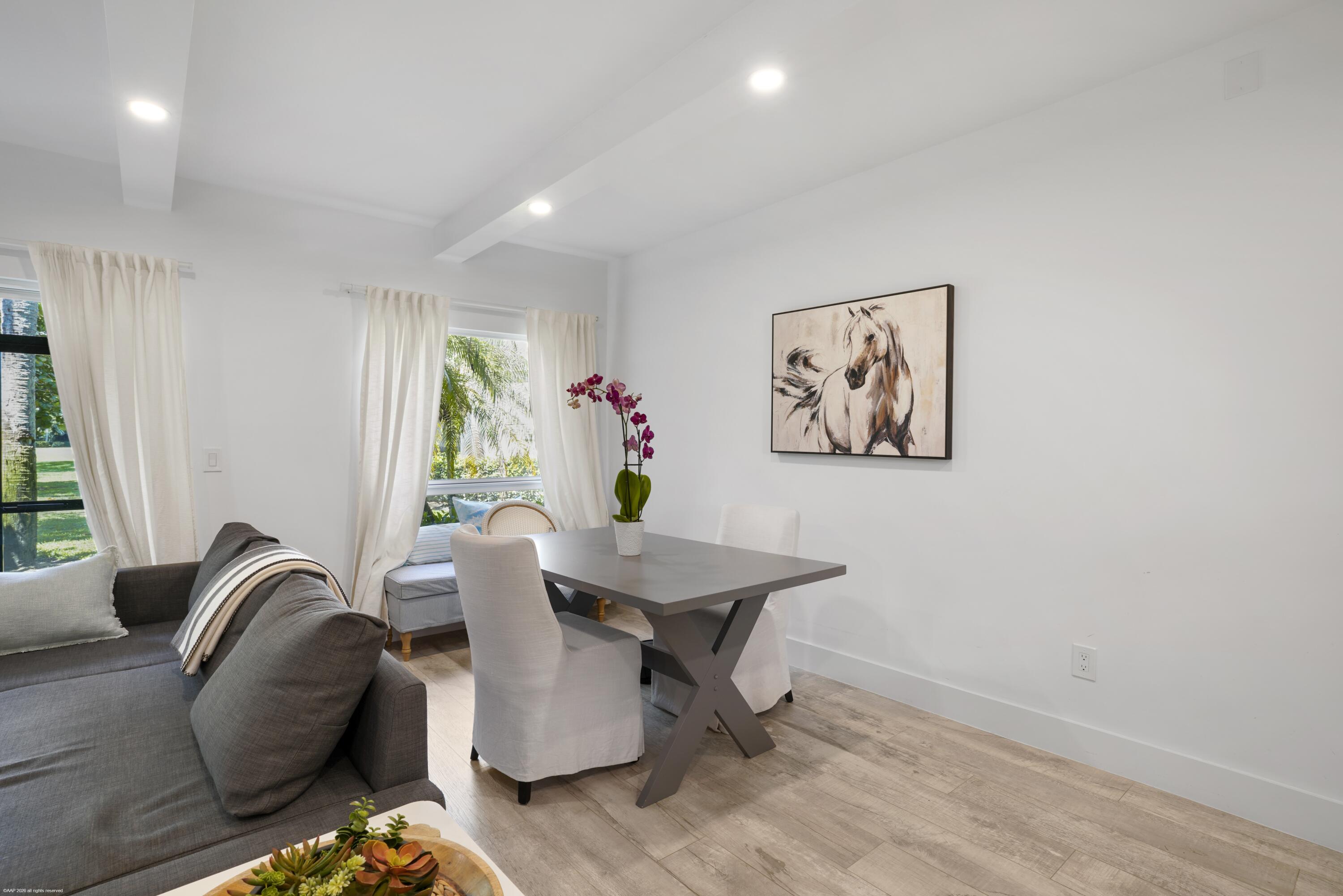 BAGATTELLE CONDO - Residential Lease