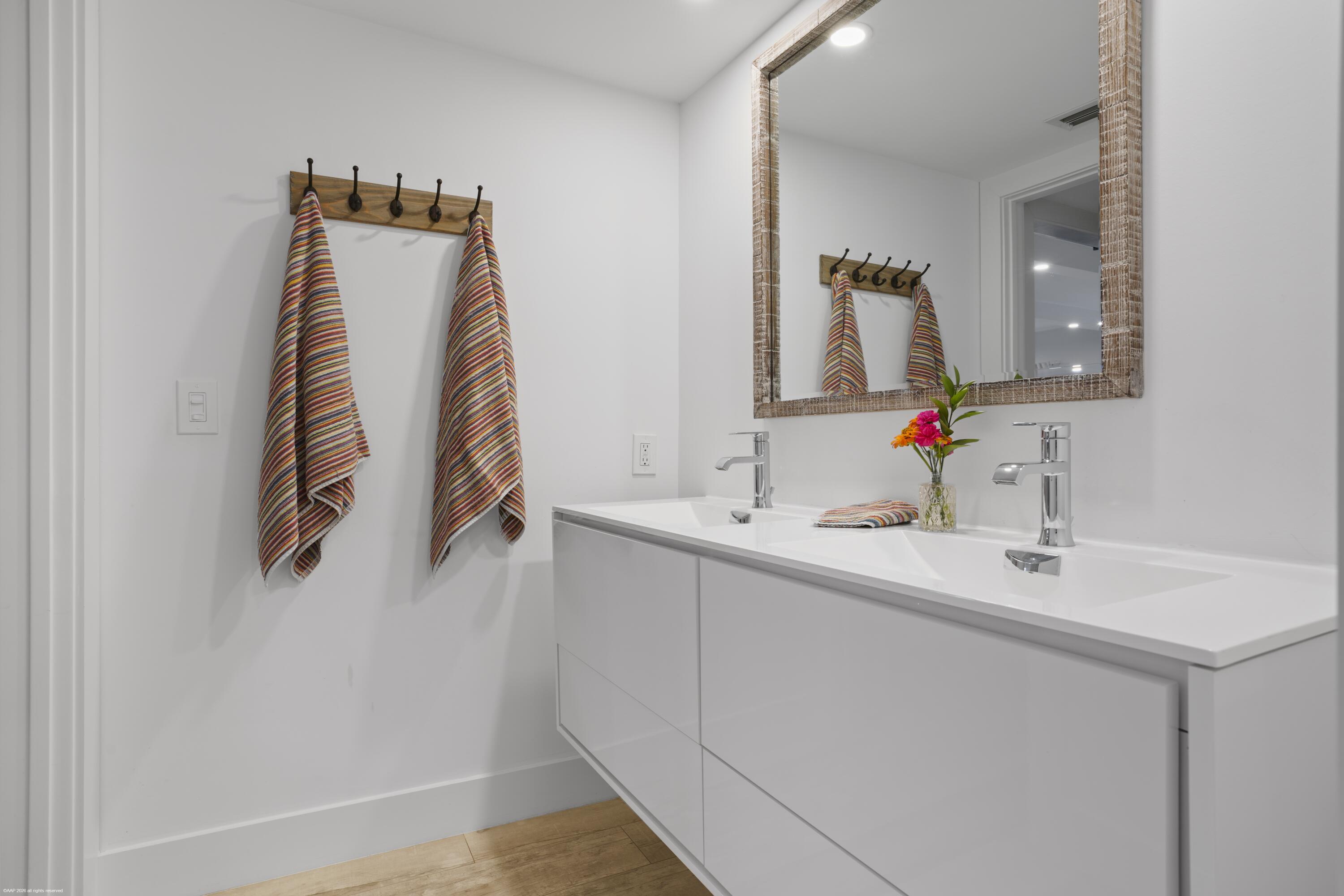 BAGATTELLE CONDO - Residential Lease