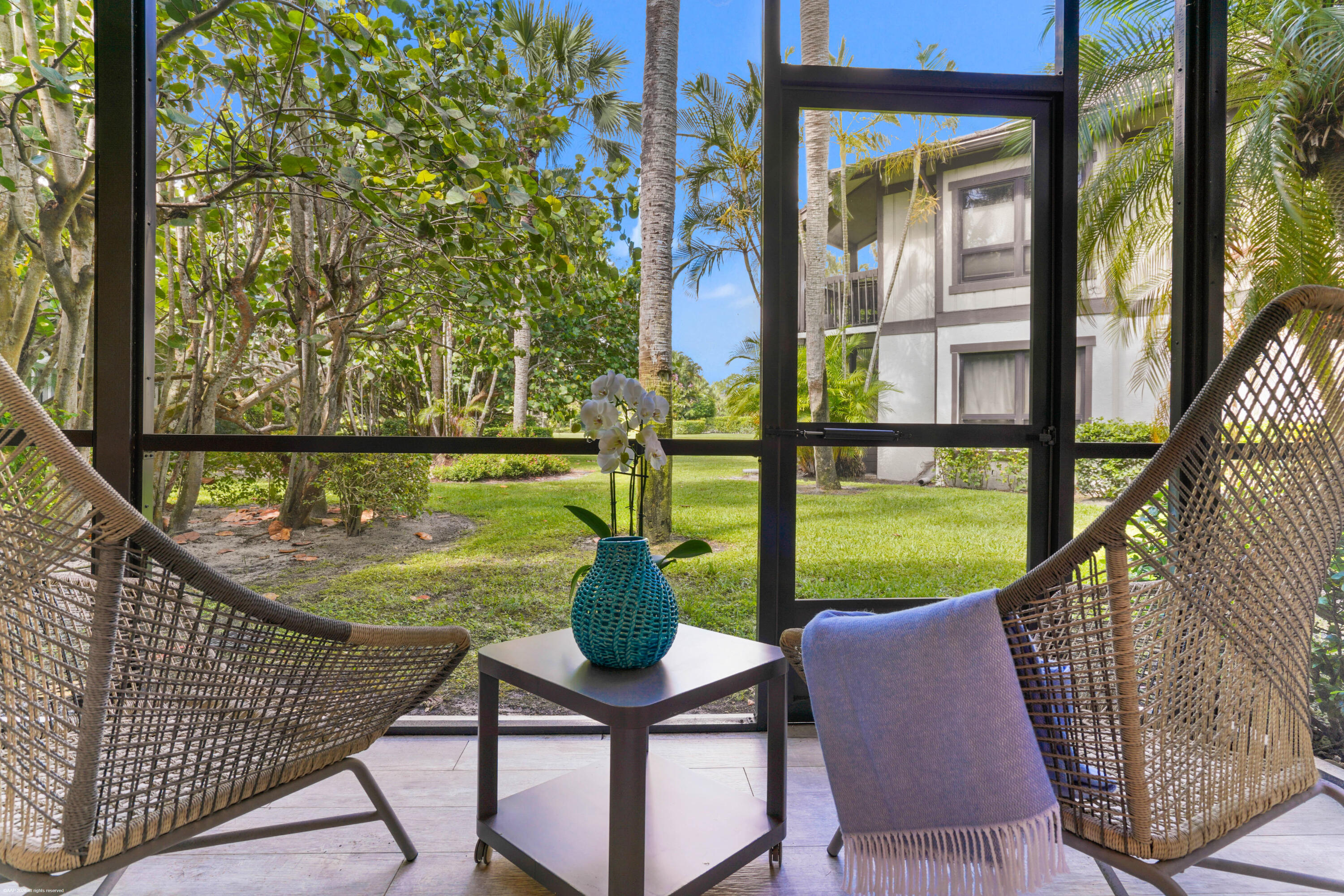 BAGATTELLE CONDO - Residential Lease