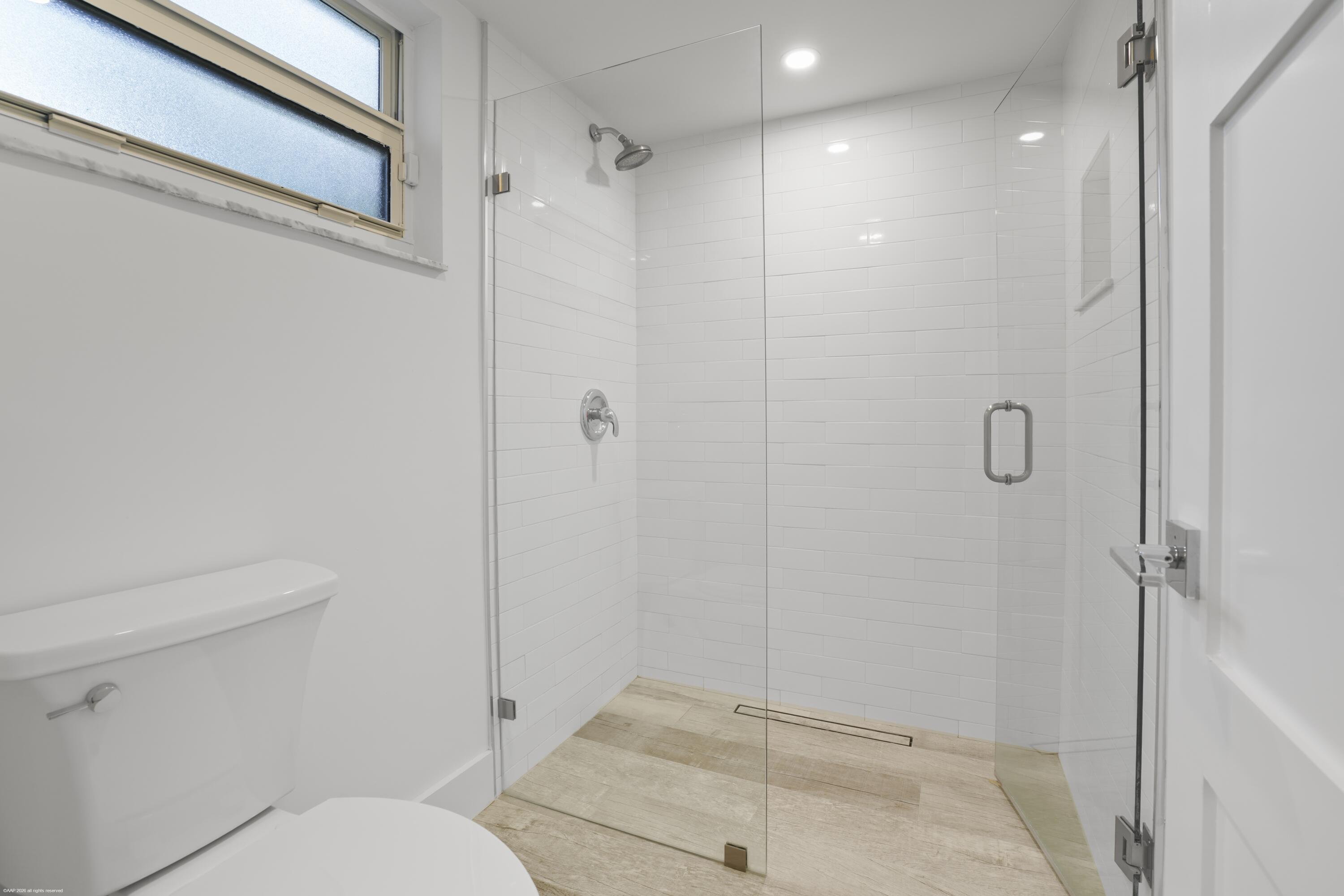 BAGATTELLE CONDO - Residential Lease