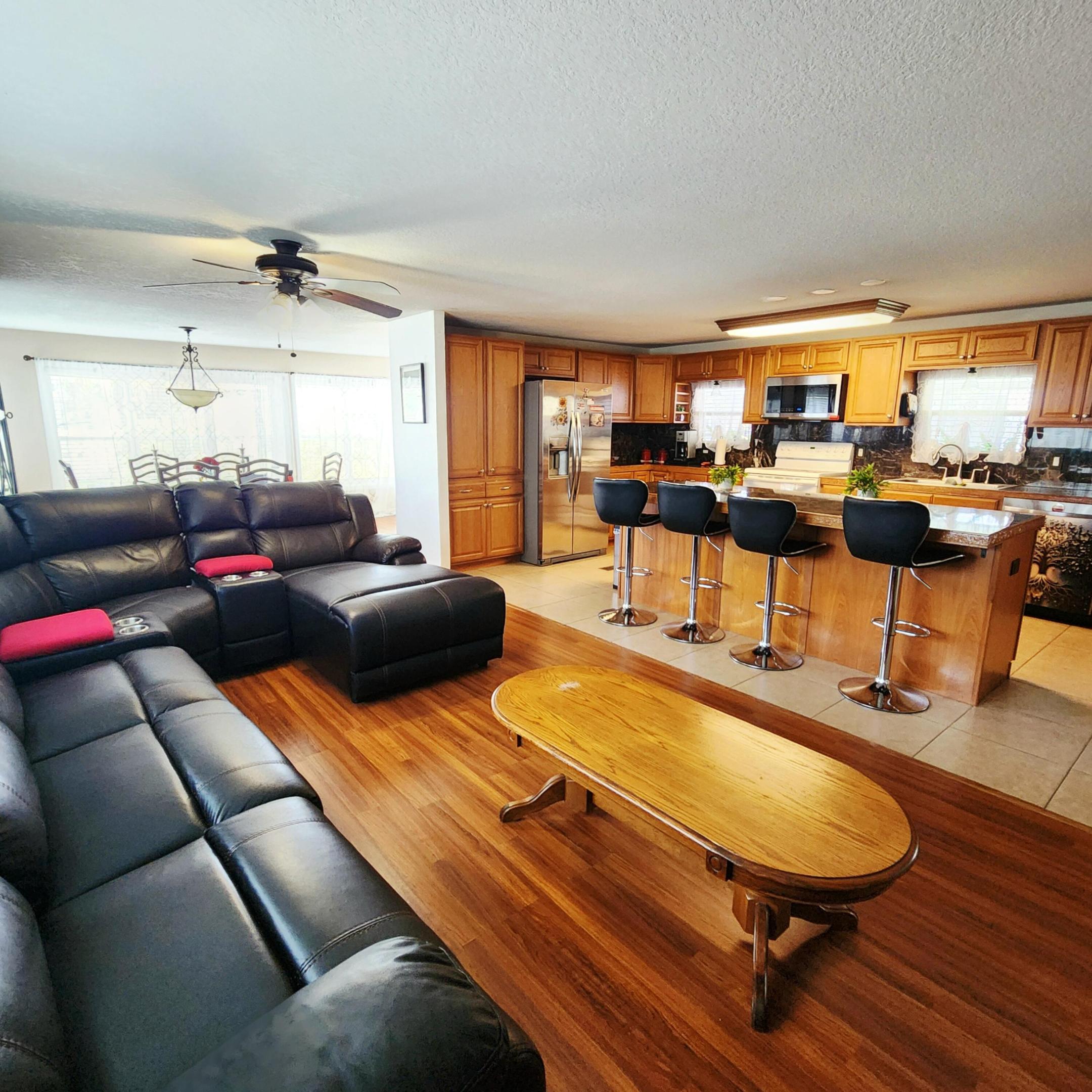 Spanish Lakes Riverfront - Residential