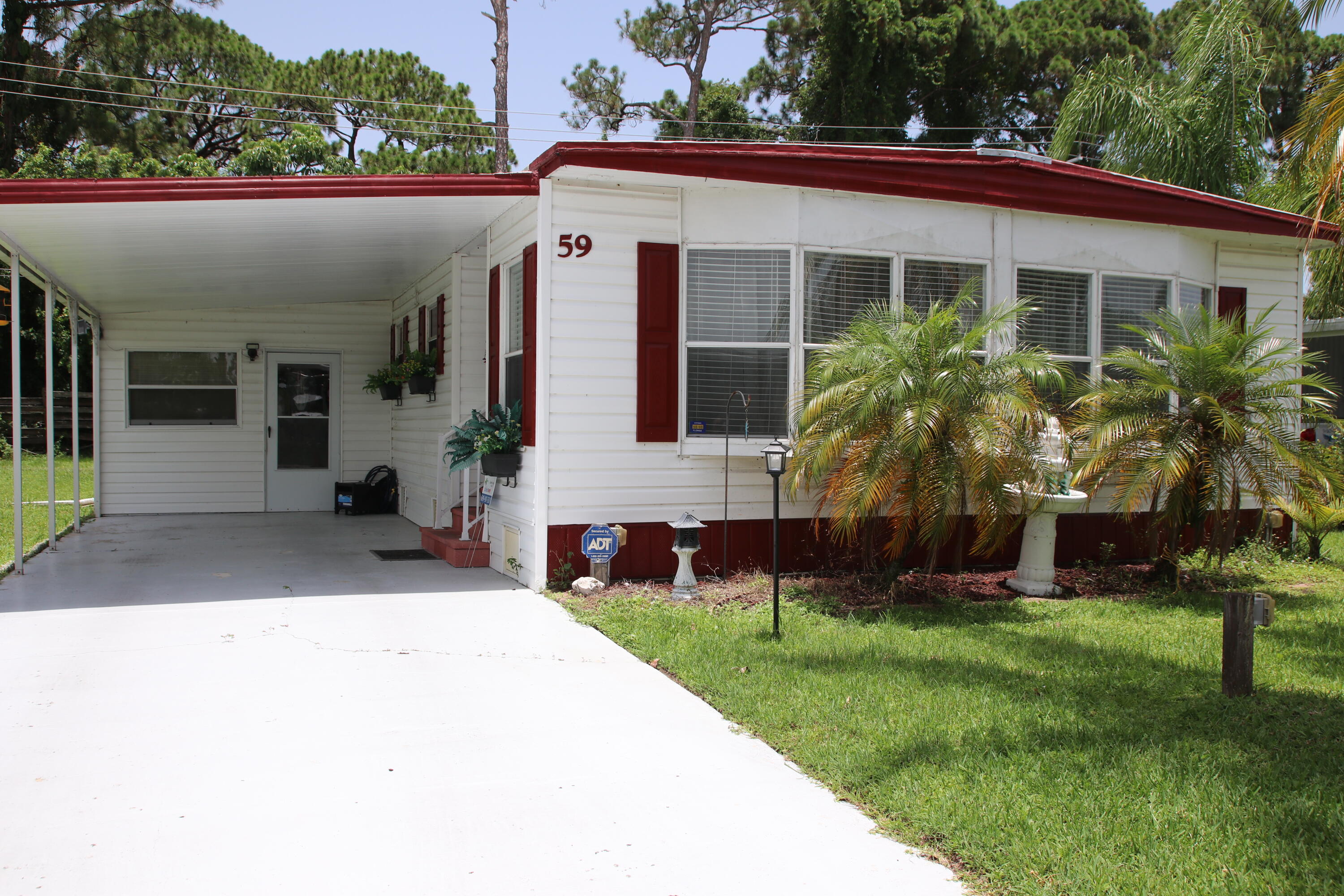 Spanish Lakes Riverfront - Residential