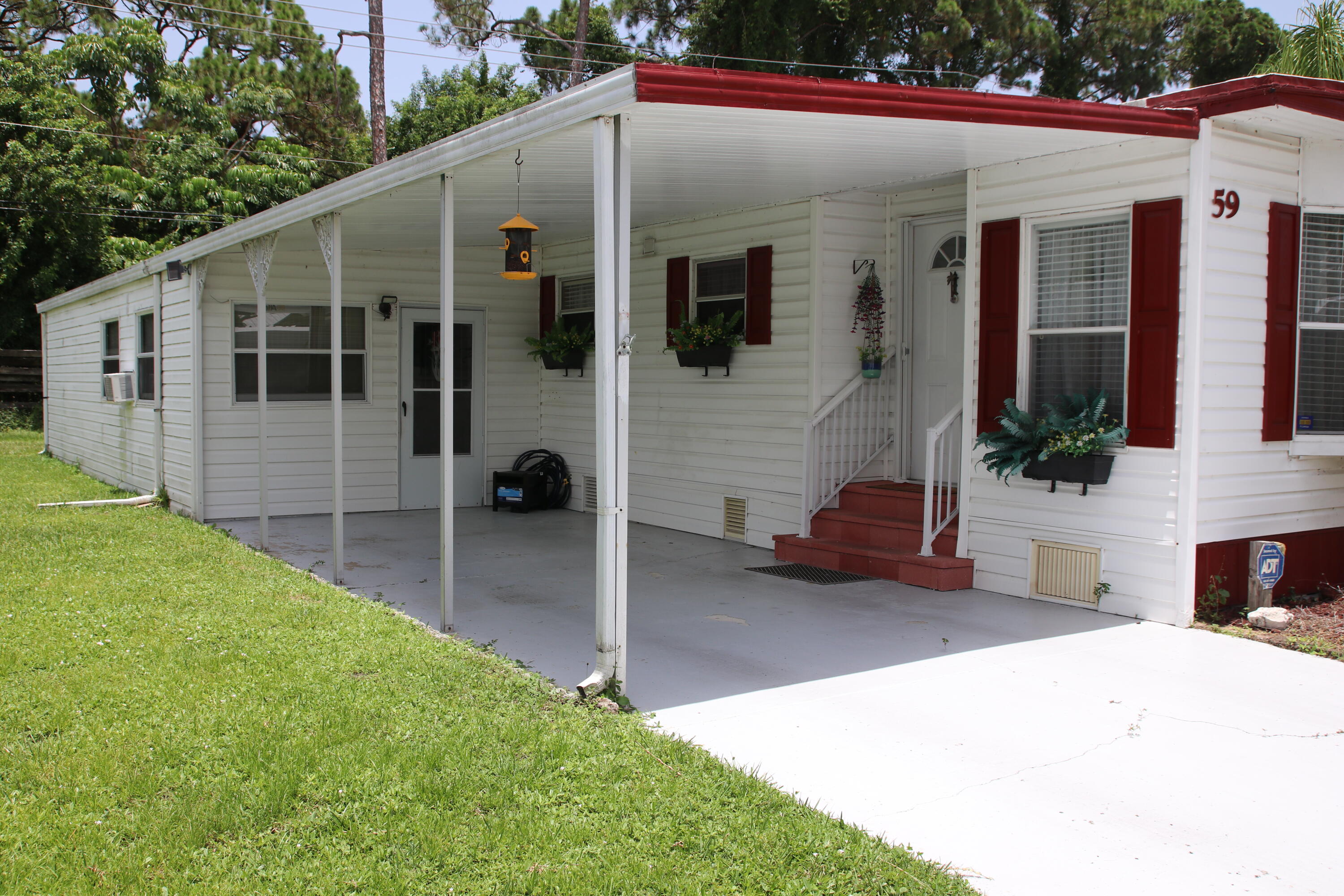 Spanish Lakes Riverfront - Residential