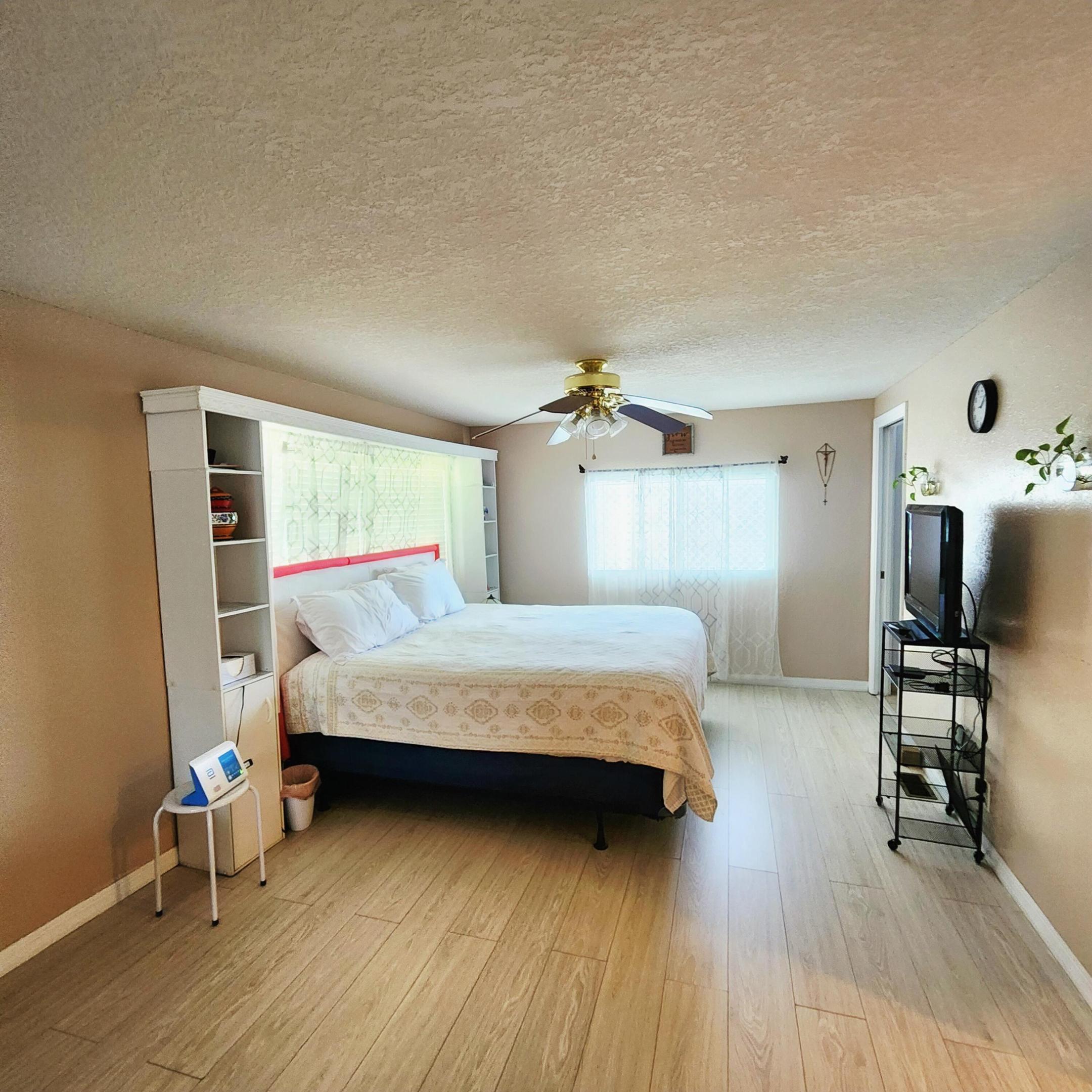 Spanish Lakes Riverfront - Residential