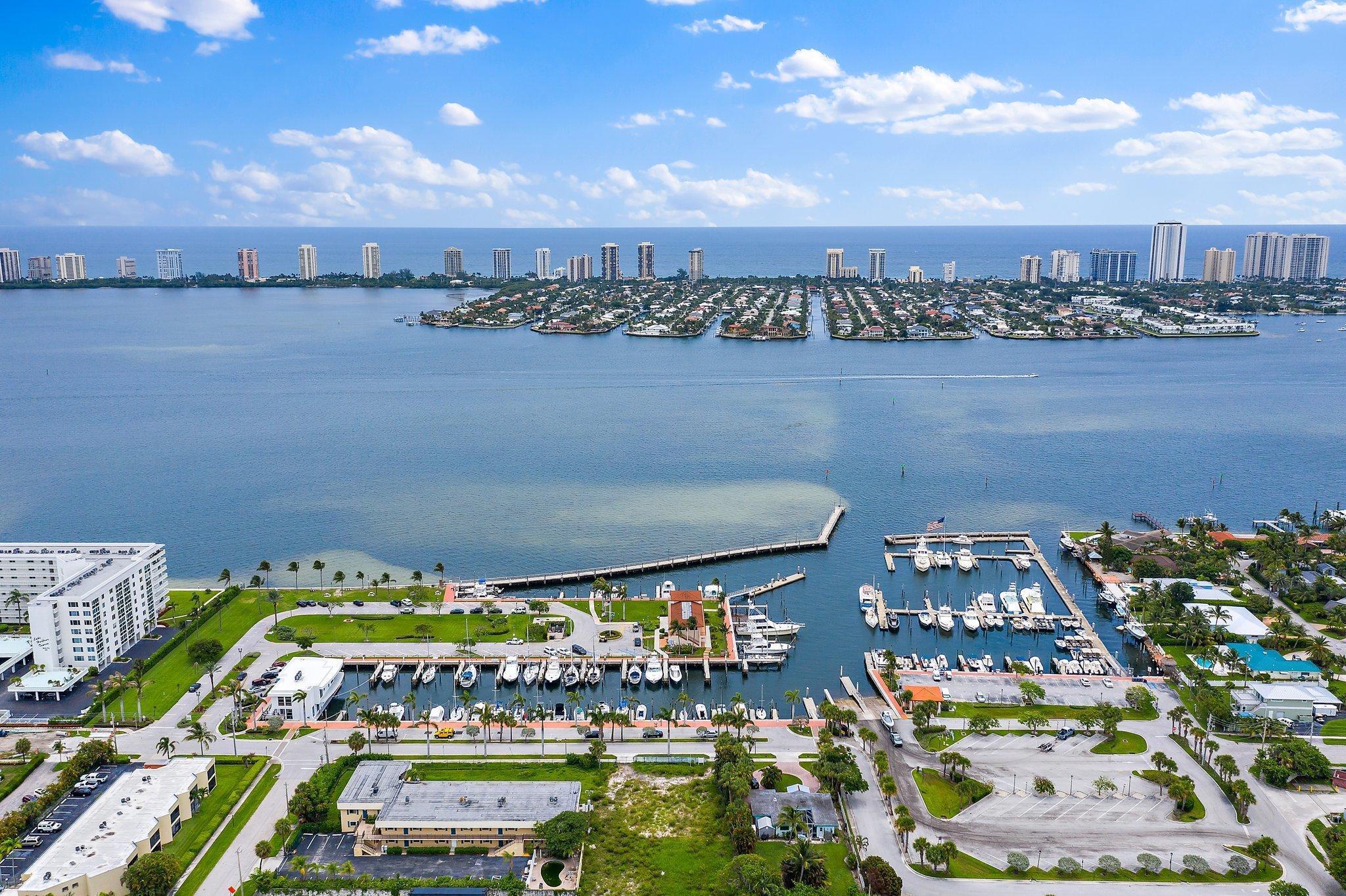 LAKE HARBOUR TOWERS CONDO - Residential Lease