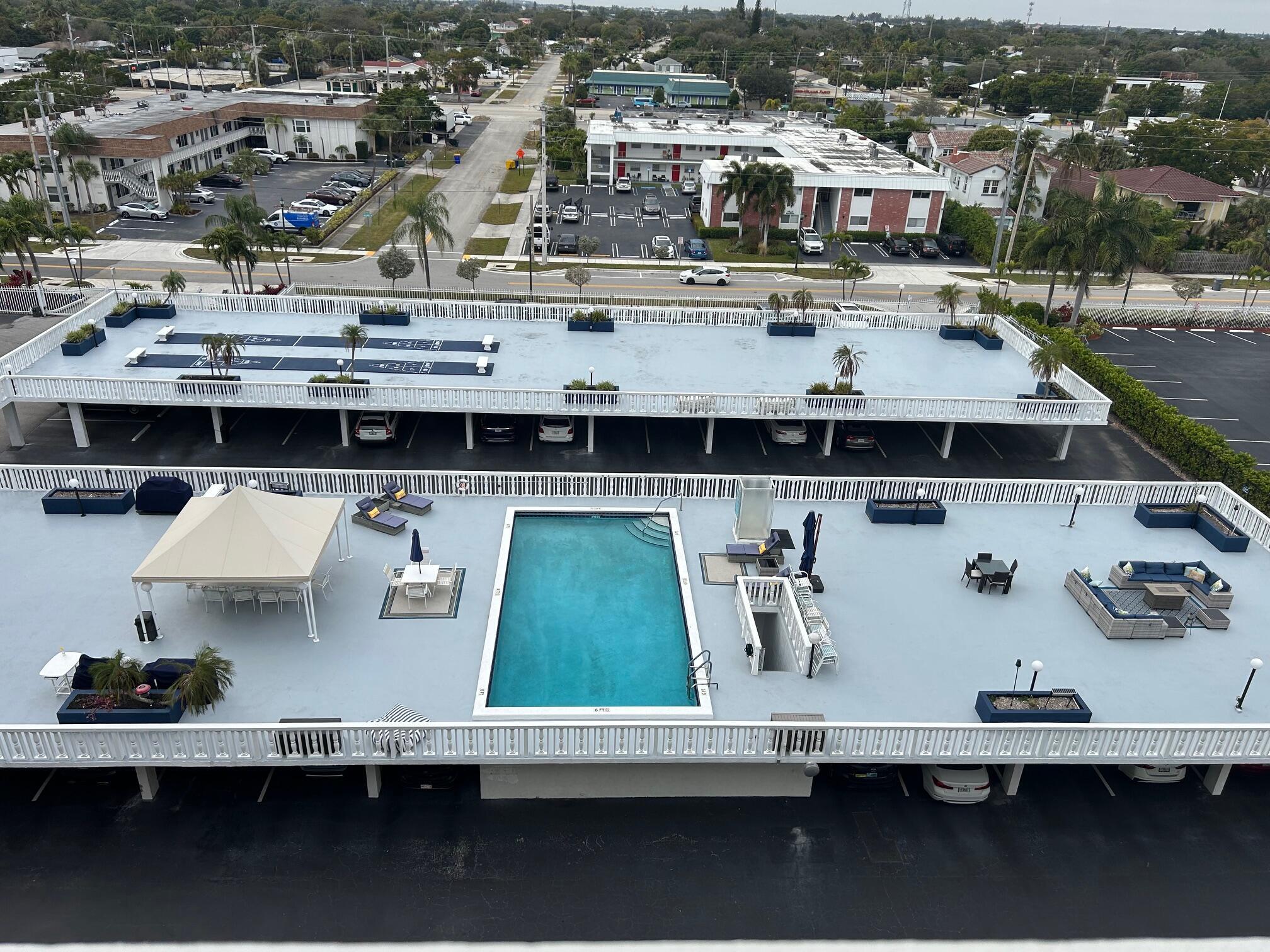 LAKE HARBOUR TOWERS CONDO - Residential Lease