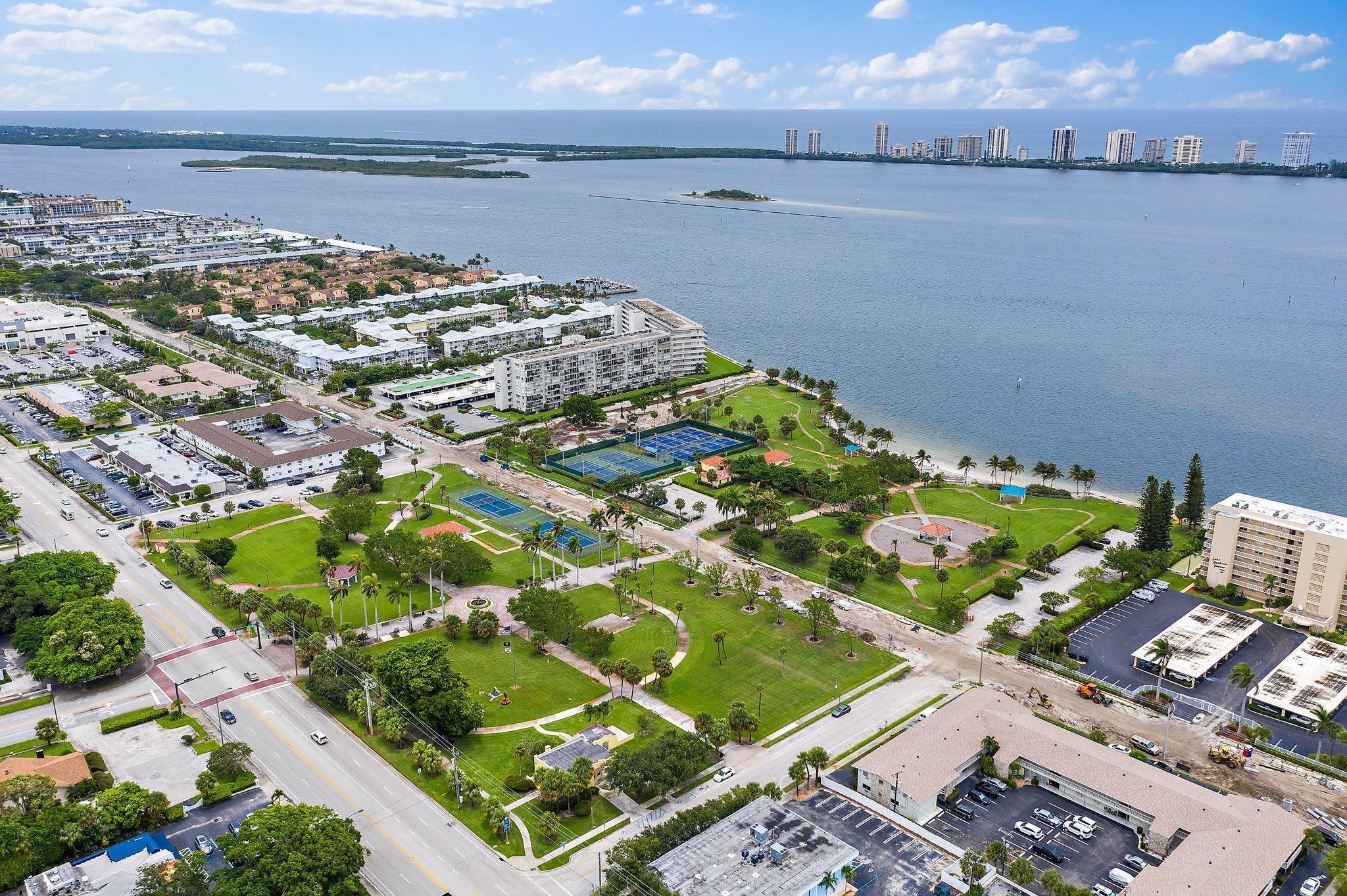 LAKE HARBOUR TOWERS CONDO - Residential Lease