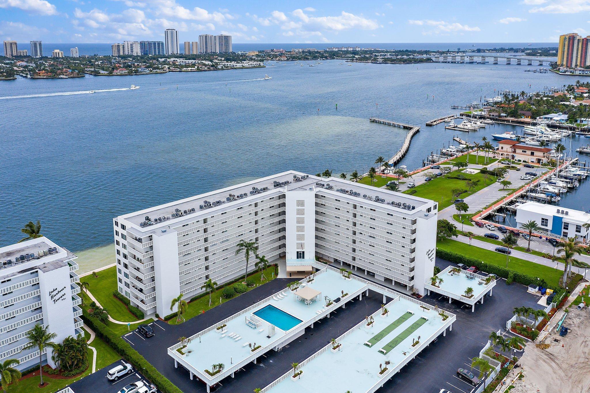 LAKE HARBOUR TOWERS CONDO - Residential Lease