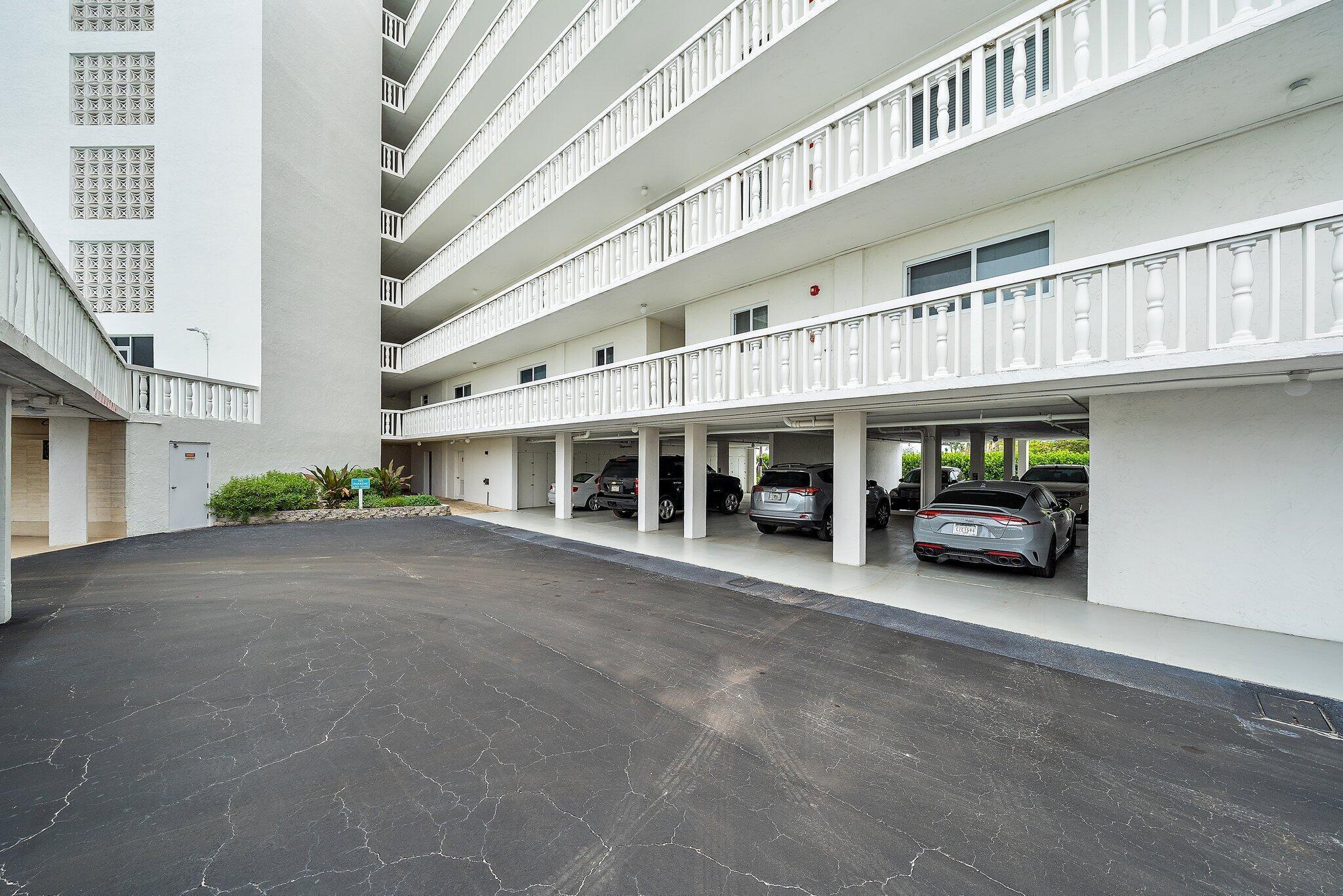 LAKE HARBOUR TOWERS CONDO - Residential Lease