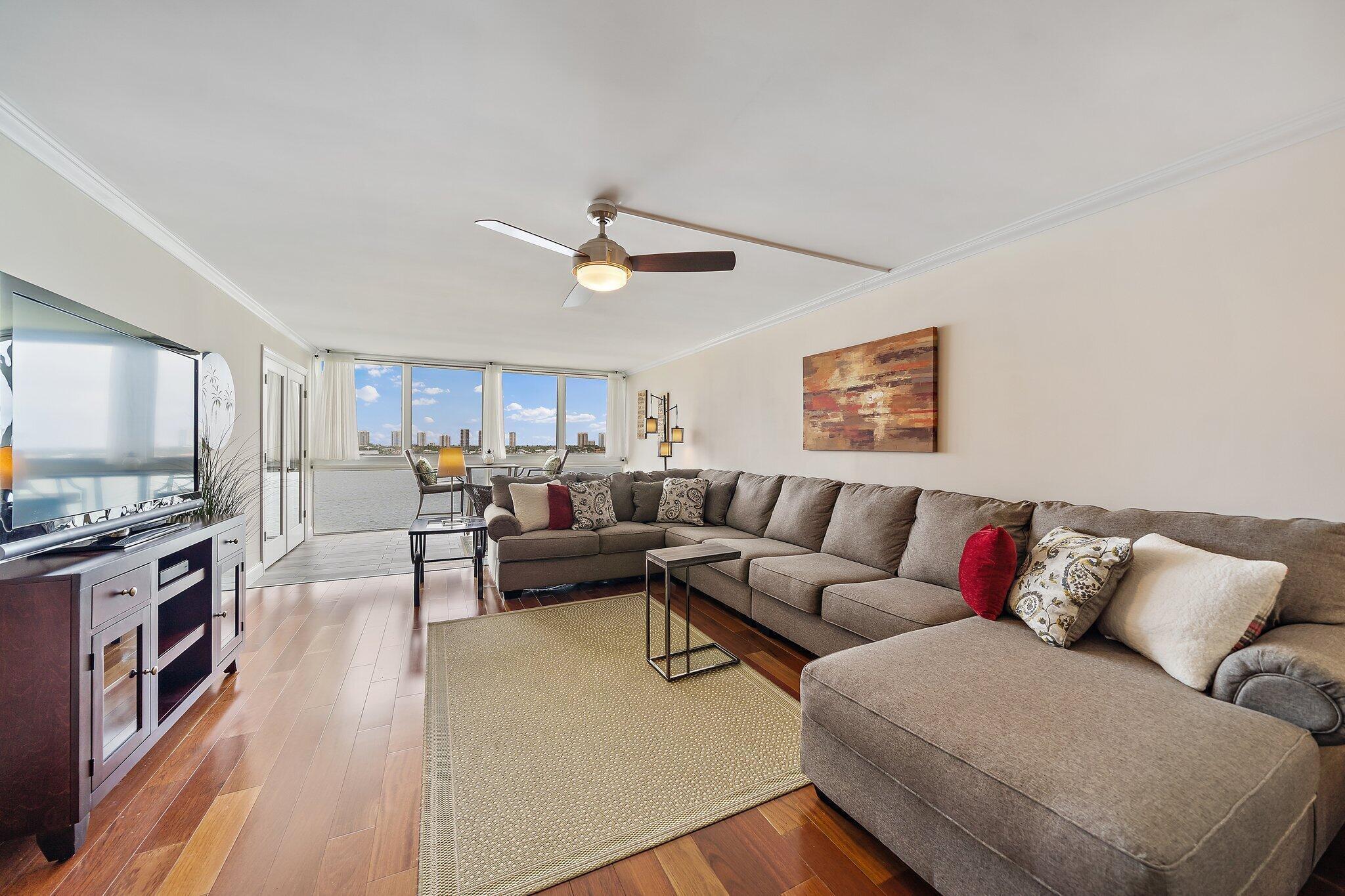 LAKE HARBOUR TOWERS CONDO - Residential Lease