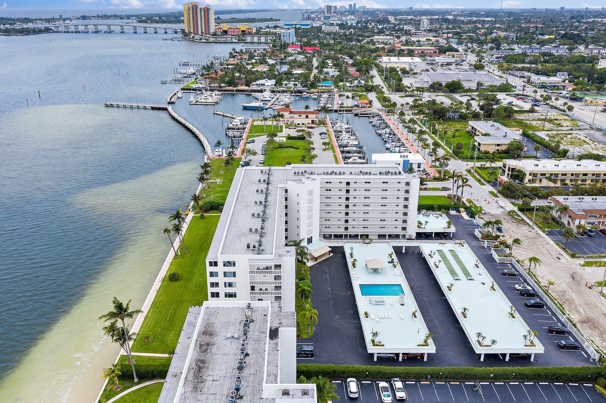 LAKE HARBOUR TOWERS CONDO - Residential Lease