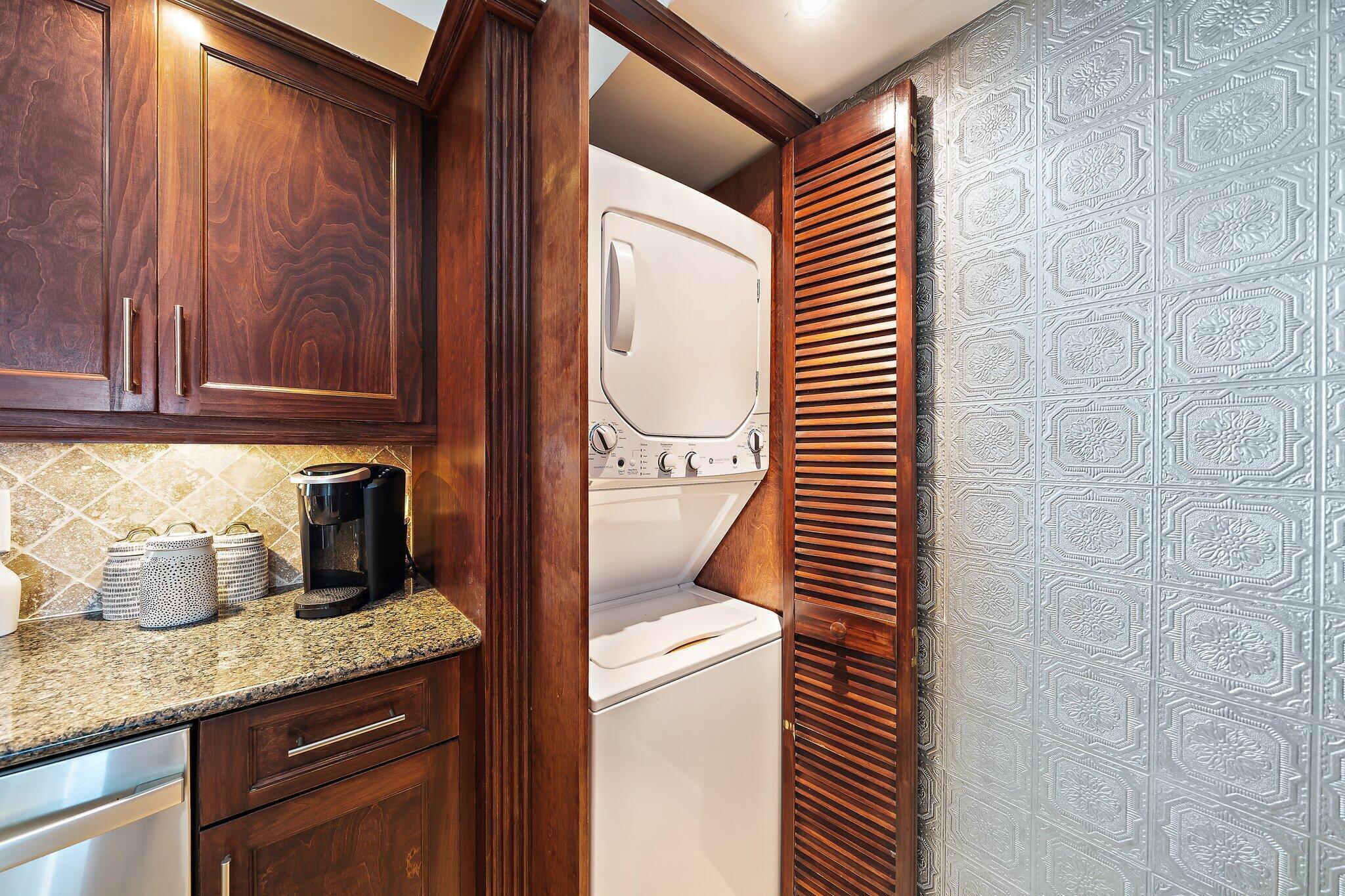 LAKE HARBOUR TOWERS CONDO - Residential Lease