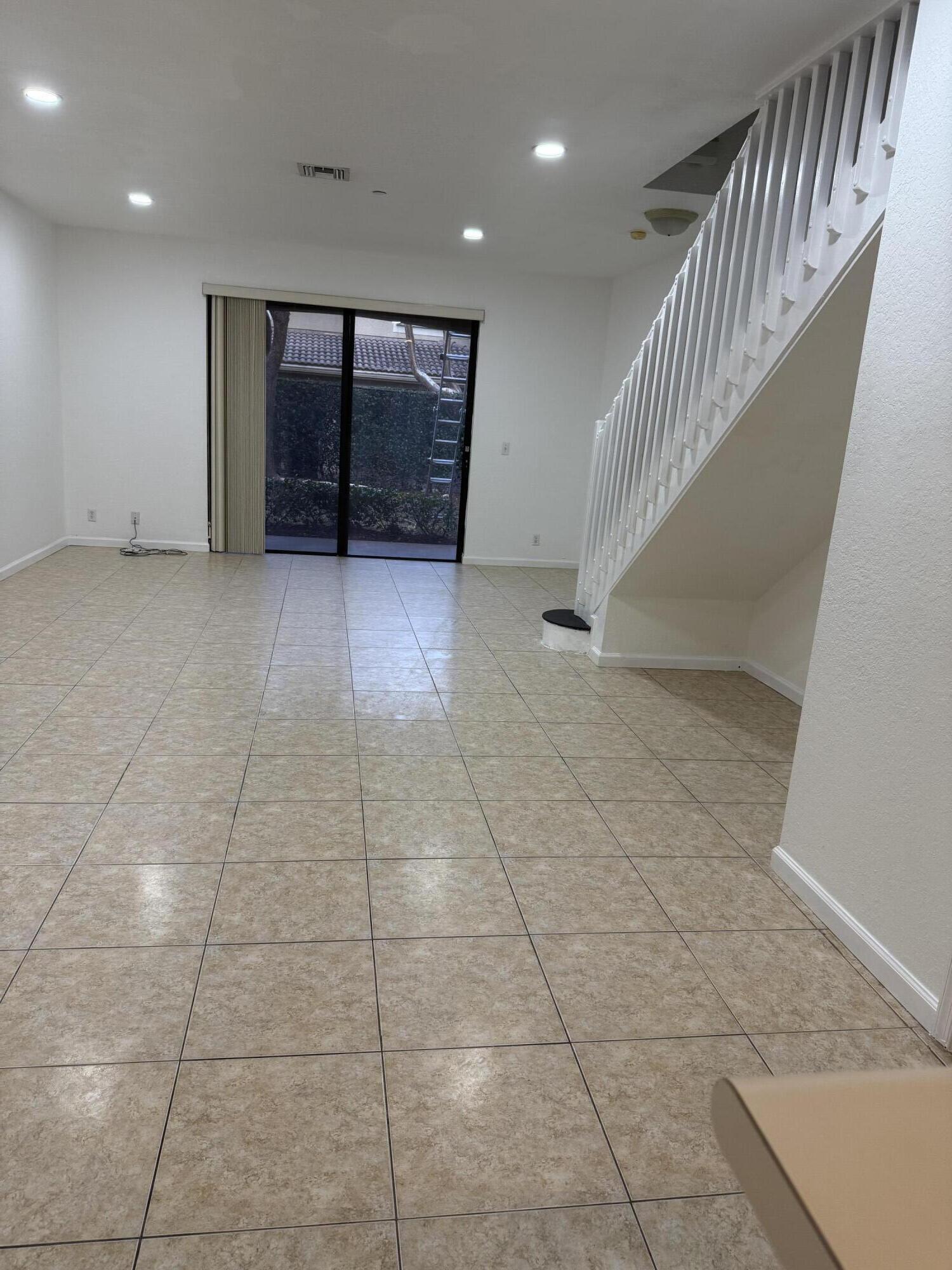 SECTOR 8 9 & 10 PLAT(BLKS - Residential Lease