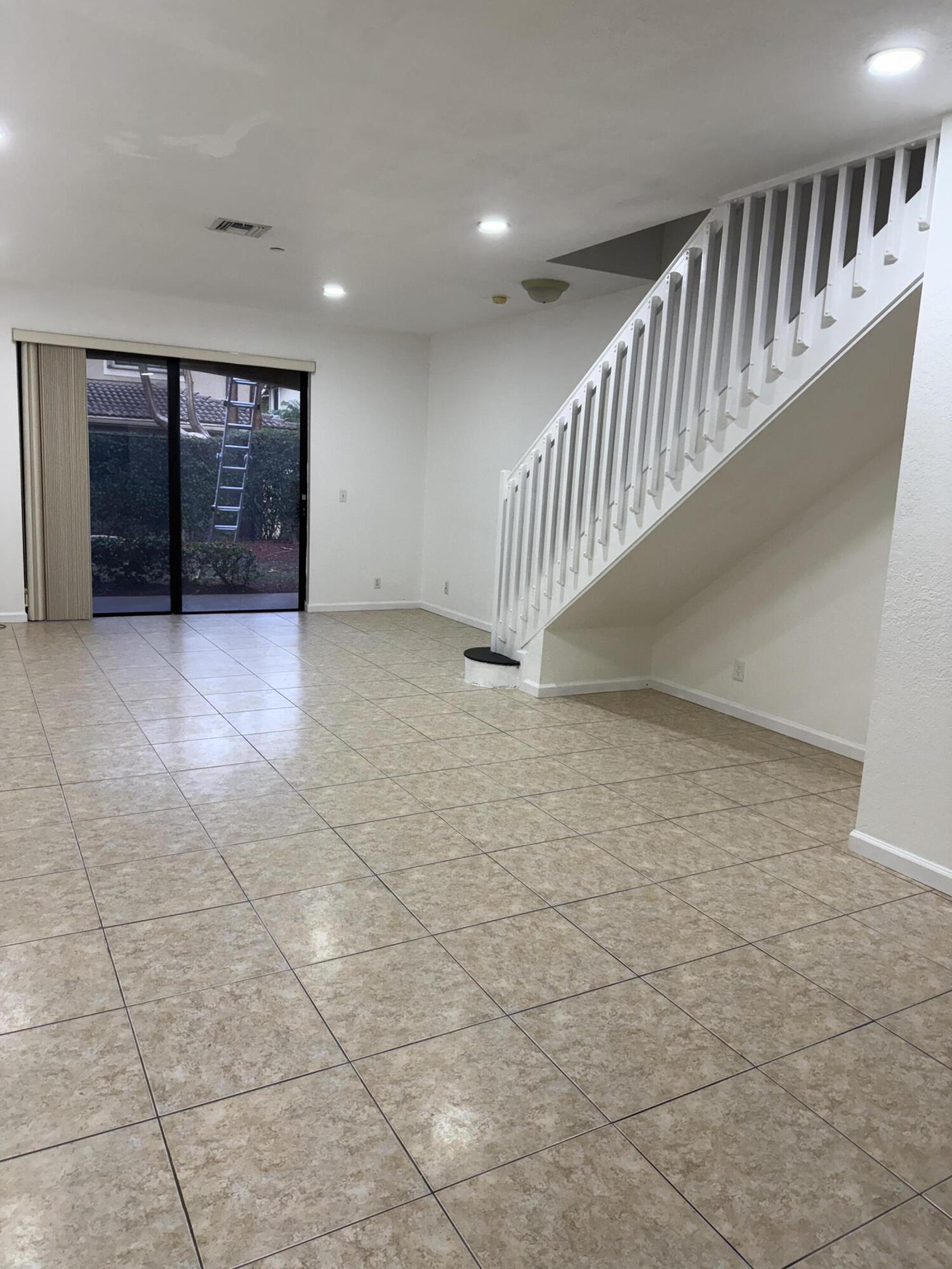SECTOR 8 9 & 10 PLAT(BLKS - Residential Lease