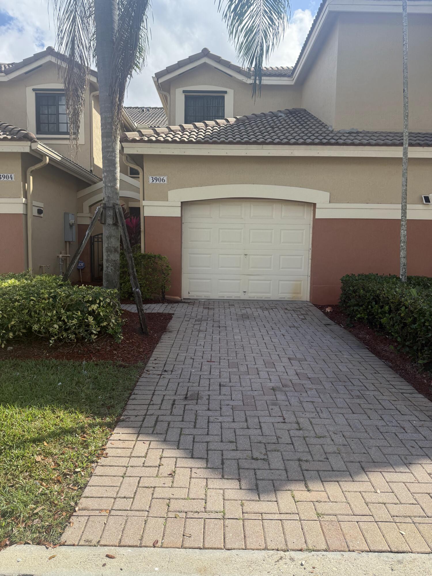 SECTOR 8 9 & 10 PLAT(BLKS - Residential Lease
