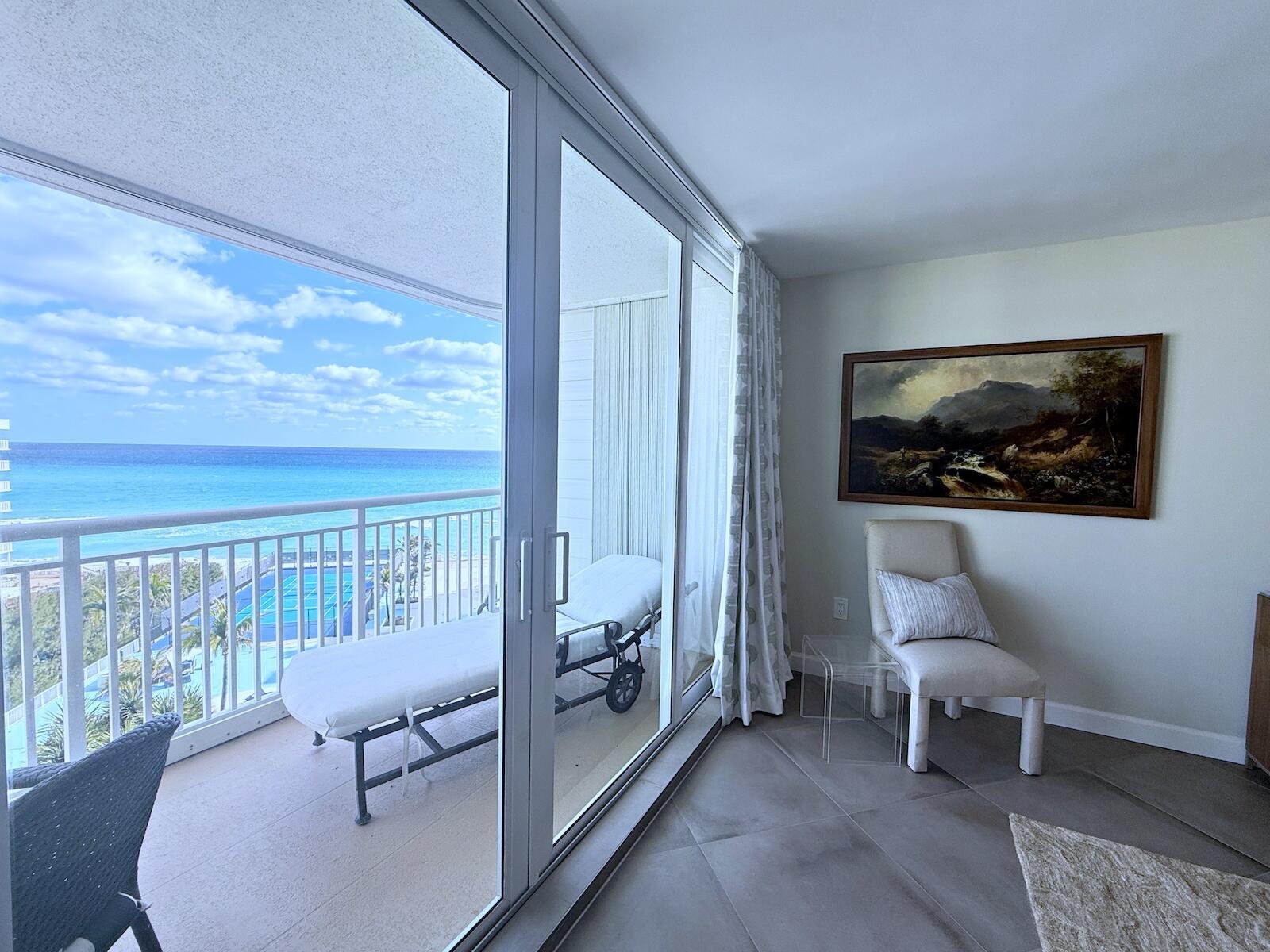 BARCLAY CONDO - Residential Lease